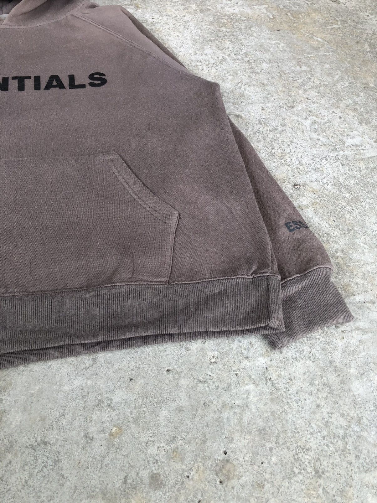 Fear of God Fear Of God Essentials Logo Size US XL / EU 56 / 4 - 7 Thumbnail