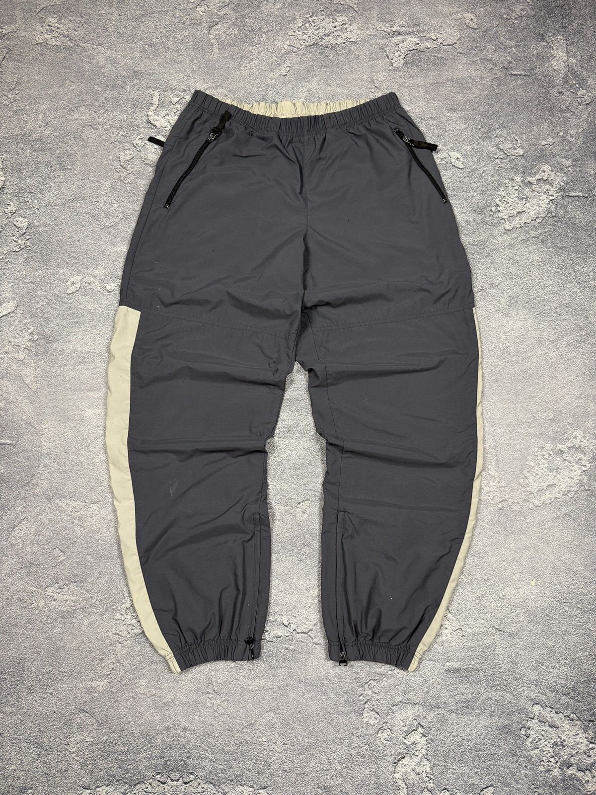 Nike × Vintage 00s Nike Vintage Pants Streetwear Logo Swoosh Rare Size US 36 / EU 52 - 1 Thumbnail