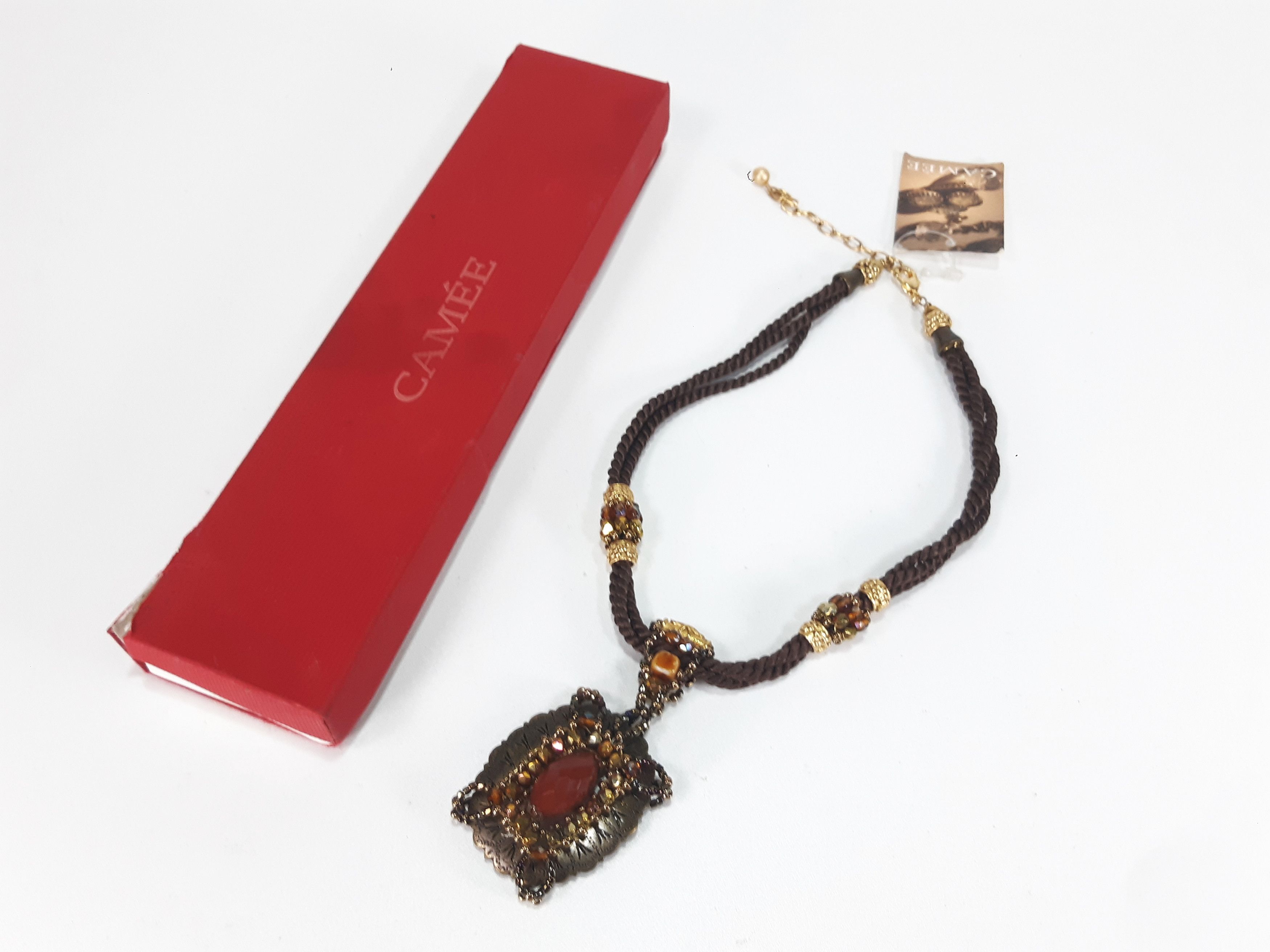 Camée Czech Necklace Pendant NEW