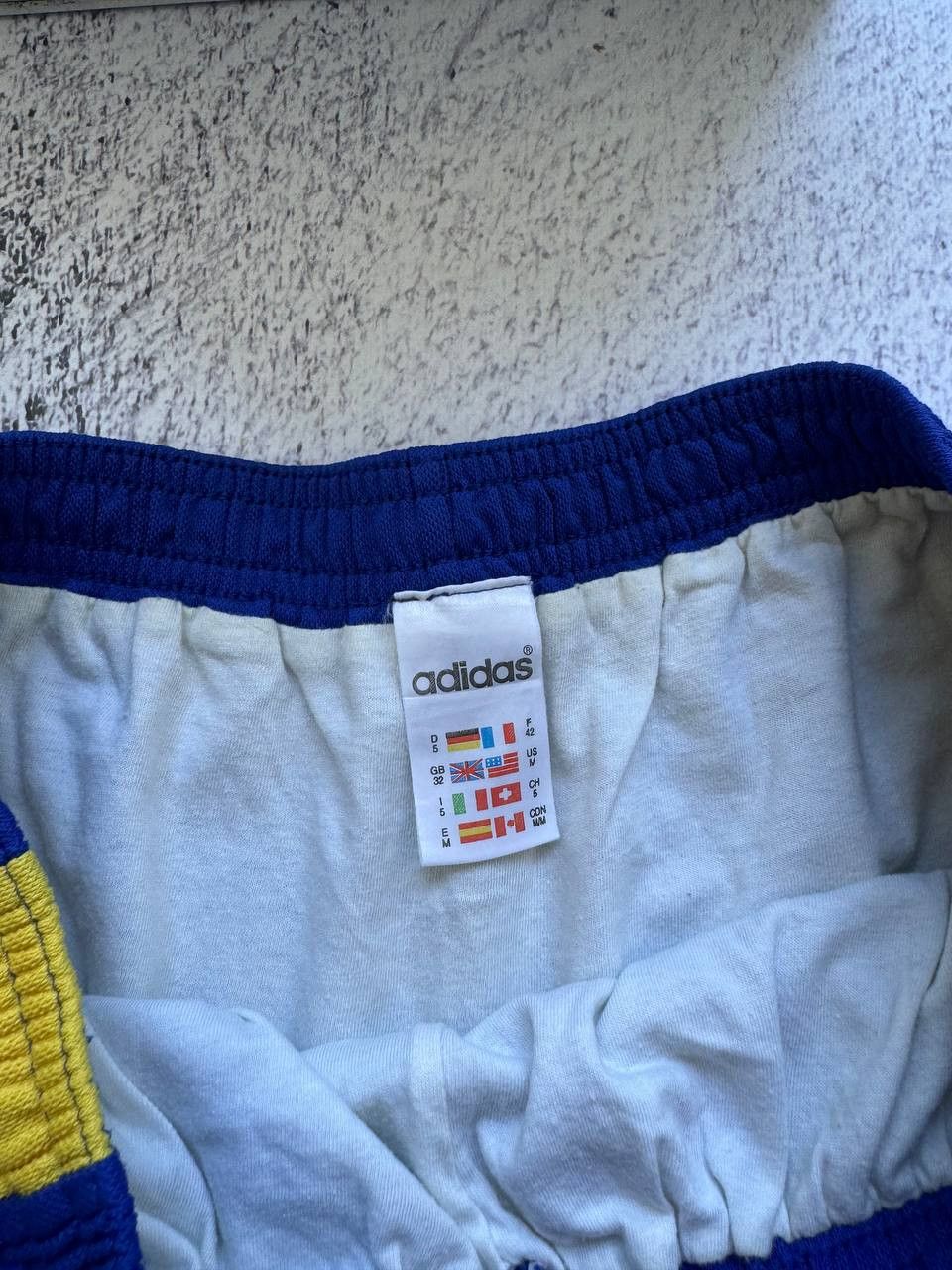 Adidas × Vintage Vintage Newcastle adidas 1997/1998 90s short jersey Size US 32 / EU 48 - 6 Thumbnail