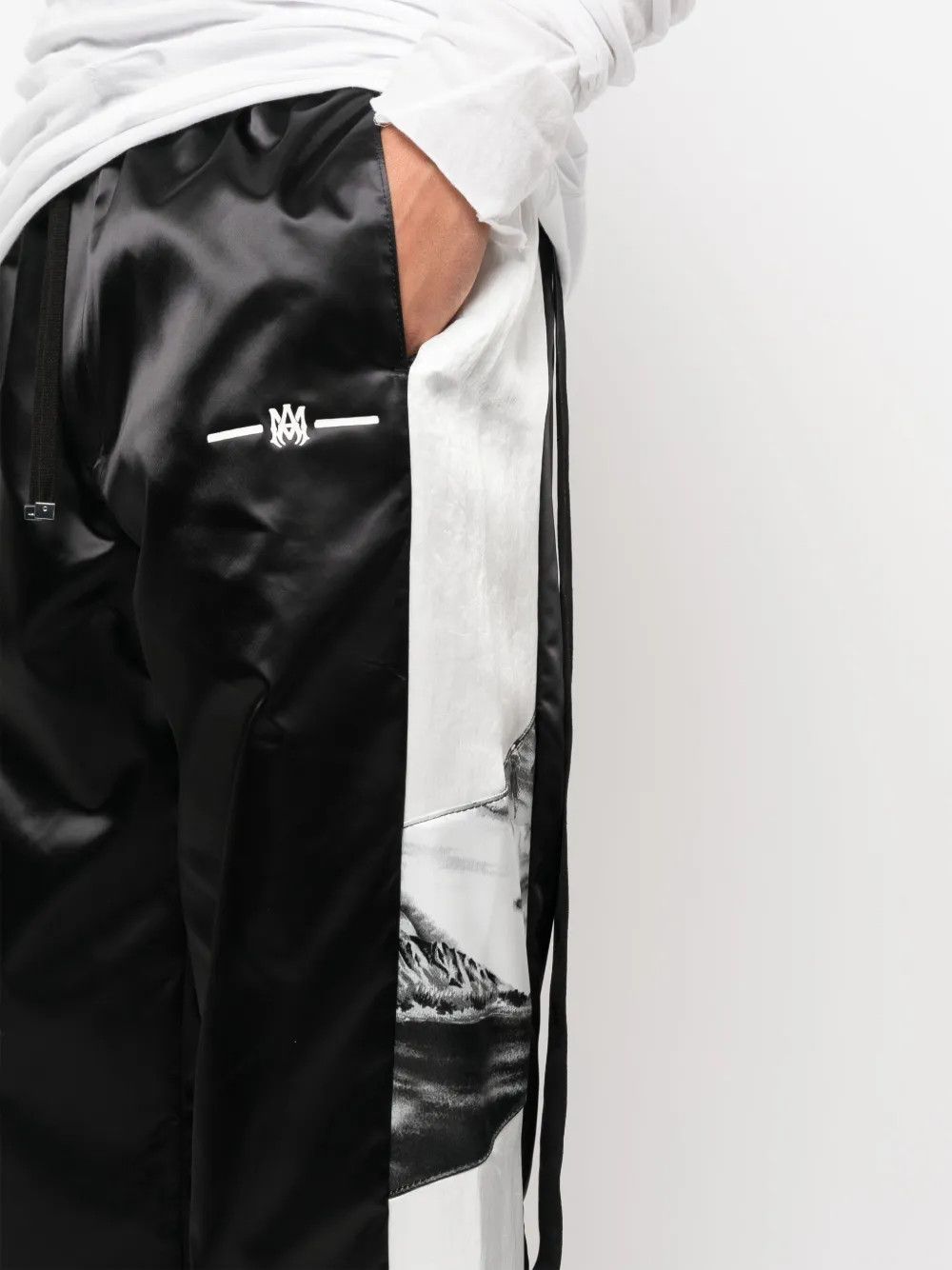 Amiri o1y0525 Logo Jogger & Sweatpant in Black Size US 32 / EU 48 - 2 Thumbnail