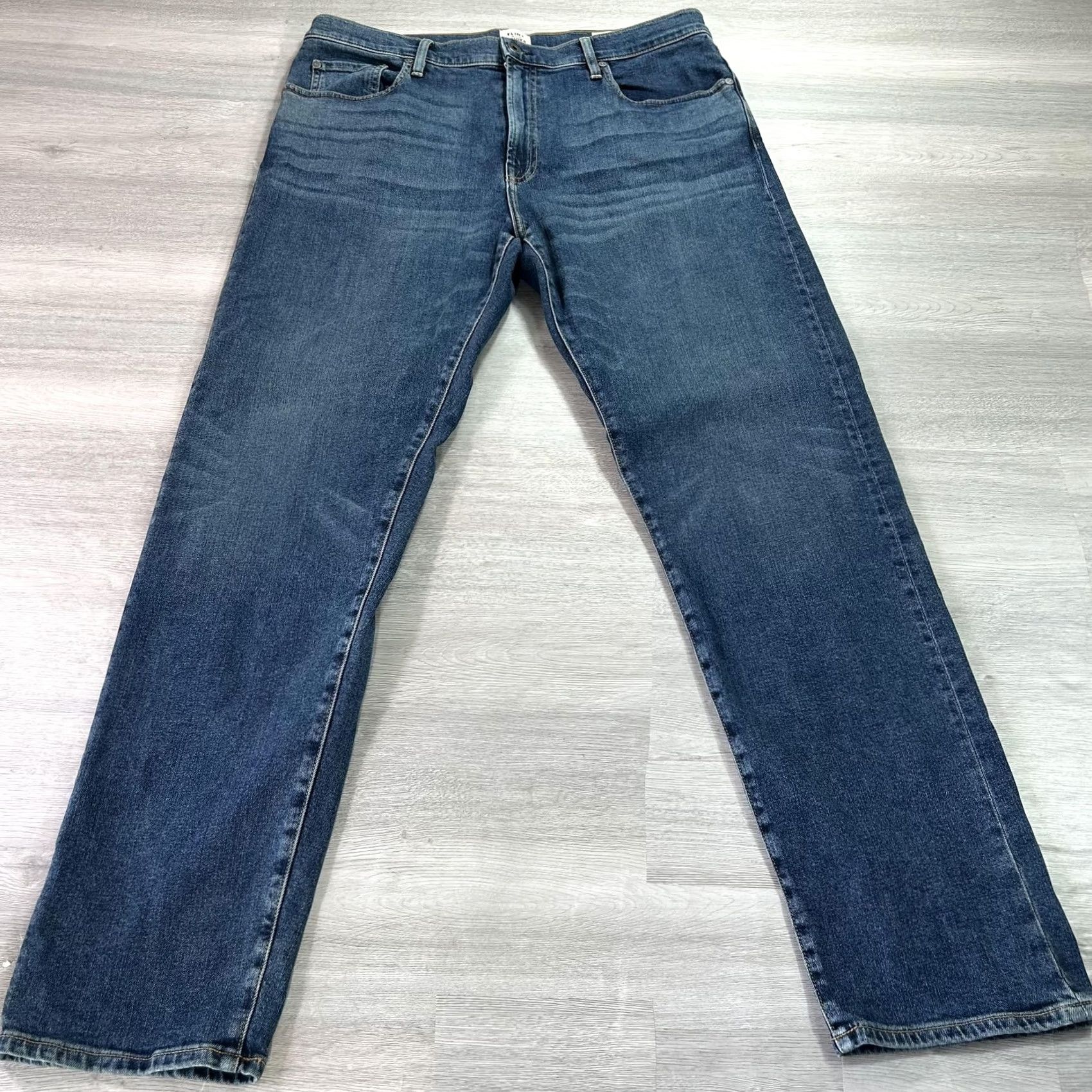 Flint And Tinder Flint and Tinder Jeans Mens 36x32 Blue Tapered Slim Stretch Denim Medium Wash Jeans Size US 36 / EU 52 - 2 Thumbnail