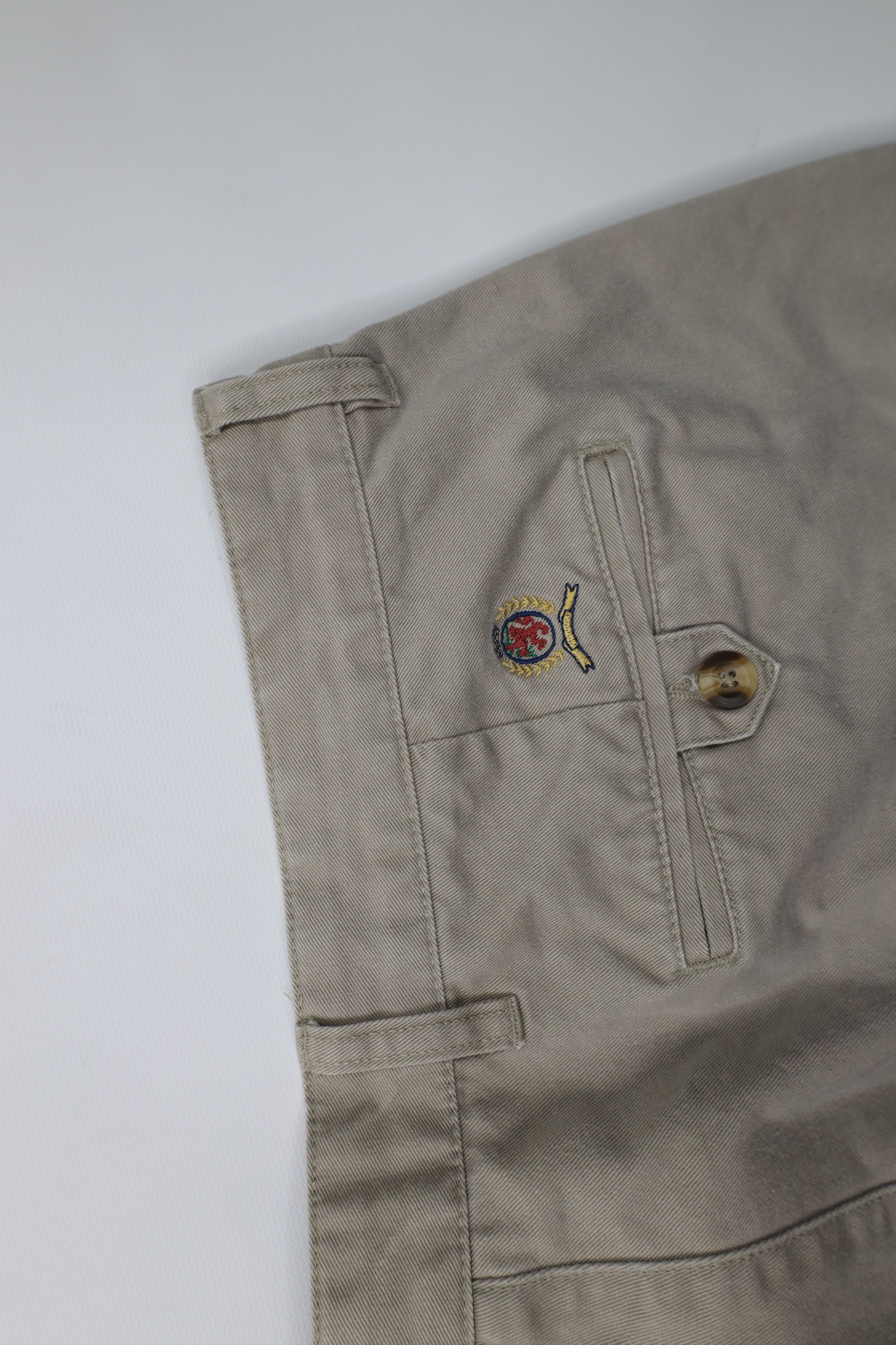 Tommy Hilfiger Vintage 90s Tommy Hilfiger Cuffed Wide Leg Chino Pants Size US 38 / EU 54 - 14 Thumbnail