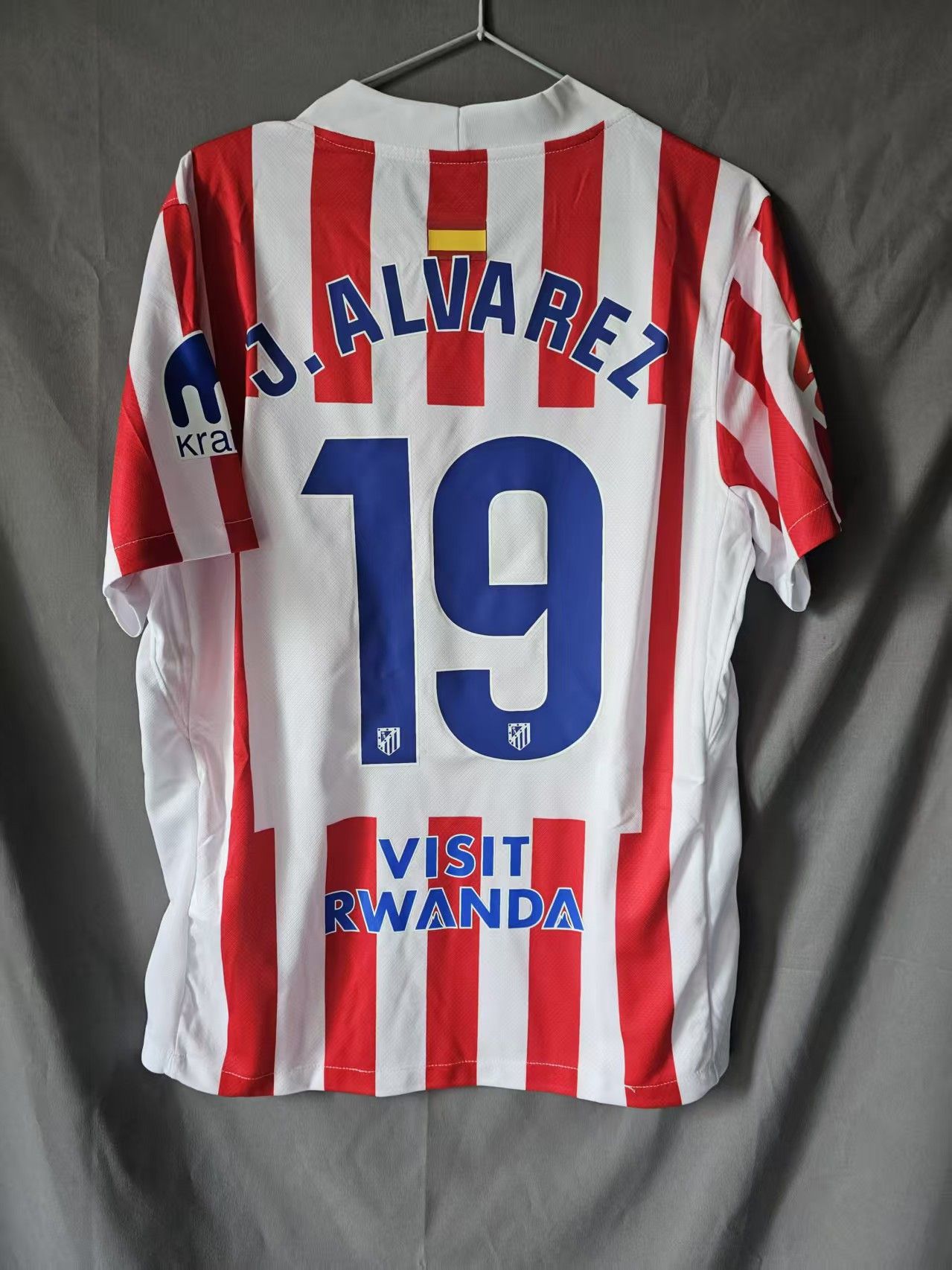 Nike 2025 26 Club Atlético de Madrid 19 Julián Álvarez Jersey Size US M / EU 48-50 / 2 - 1 Thumbnail