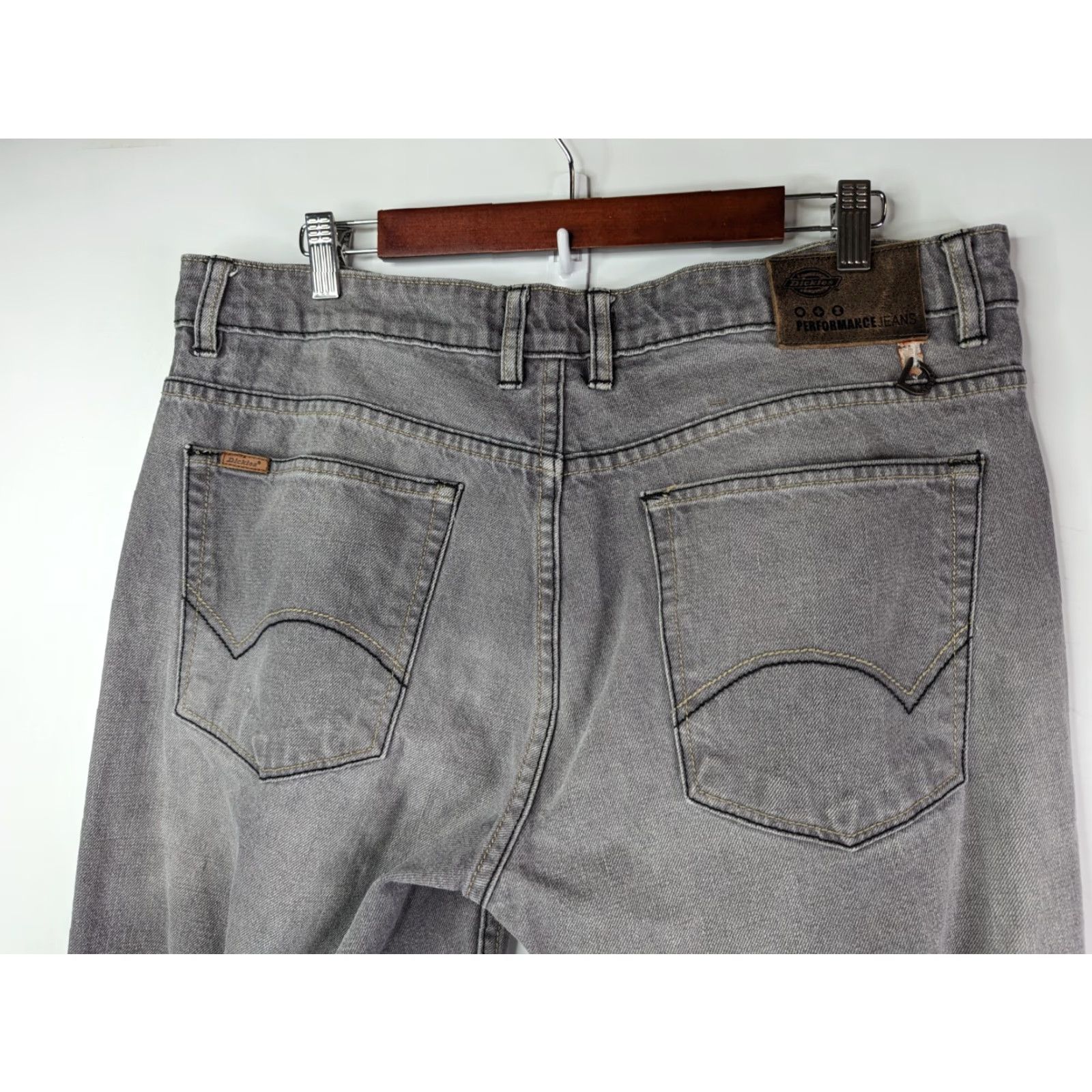 Dickies Dickies Jeans Straight Gray Mens Size 36 5-Pocket Denim Cotton Belt Loops Logo Distressed? No Distressed: No Size US 36 / EU 52 - 6 Thumbnail