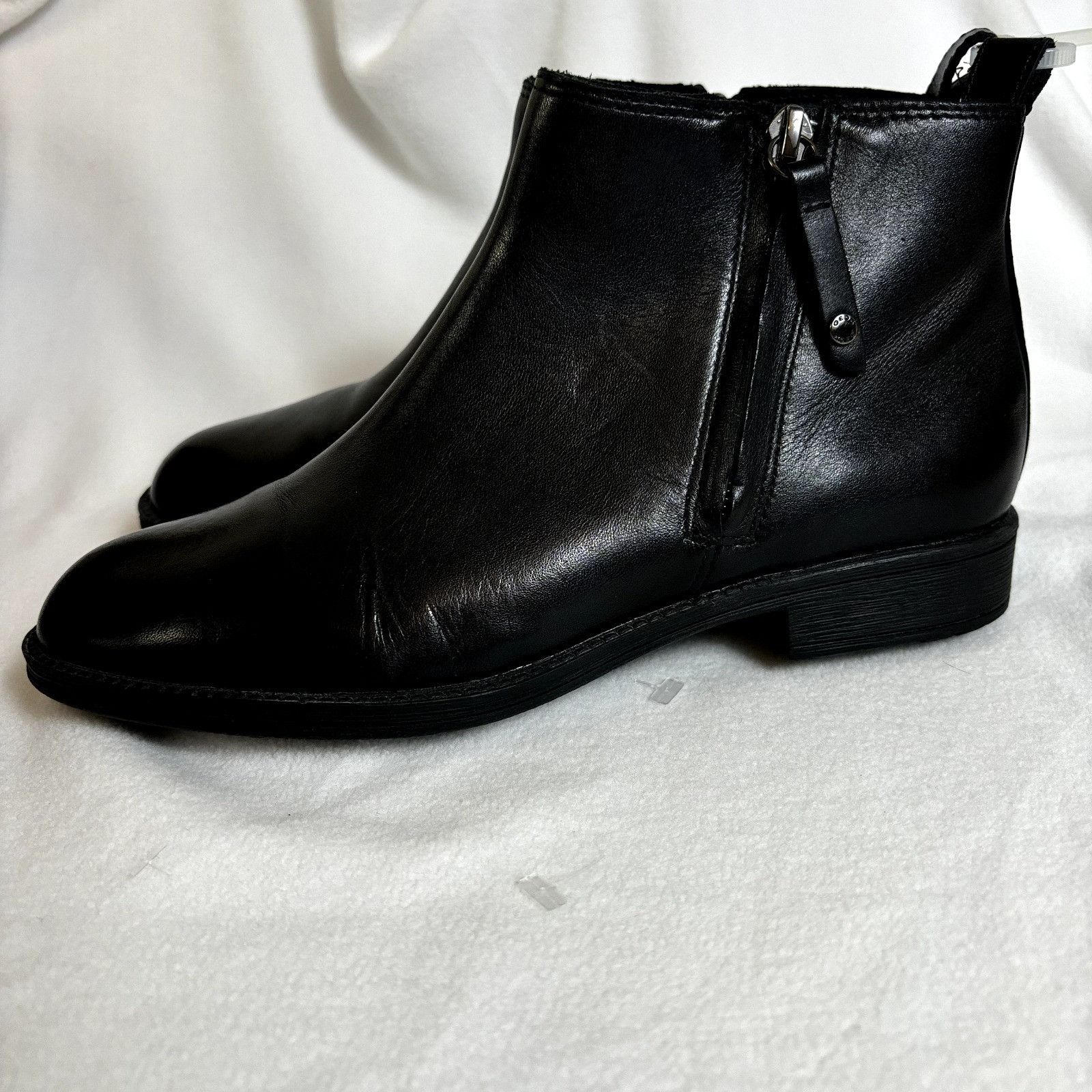Geox GEOX Sz 6US 36EU Womens Ankle Boots Italian Patent Leather S Size US 6 / IT 36 - 1 Thumbnail