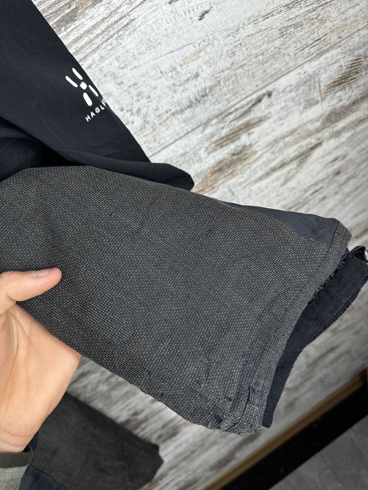 Goretex × Haglofs Mens Vintage Haglofs Gore-Tex ski pants recco black Size US 30 / EU 46 - 9 Thumbnail