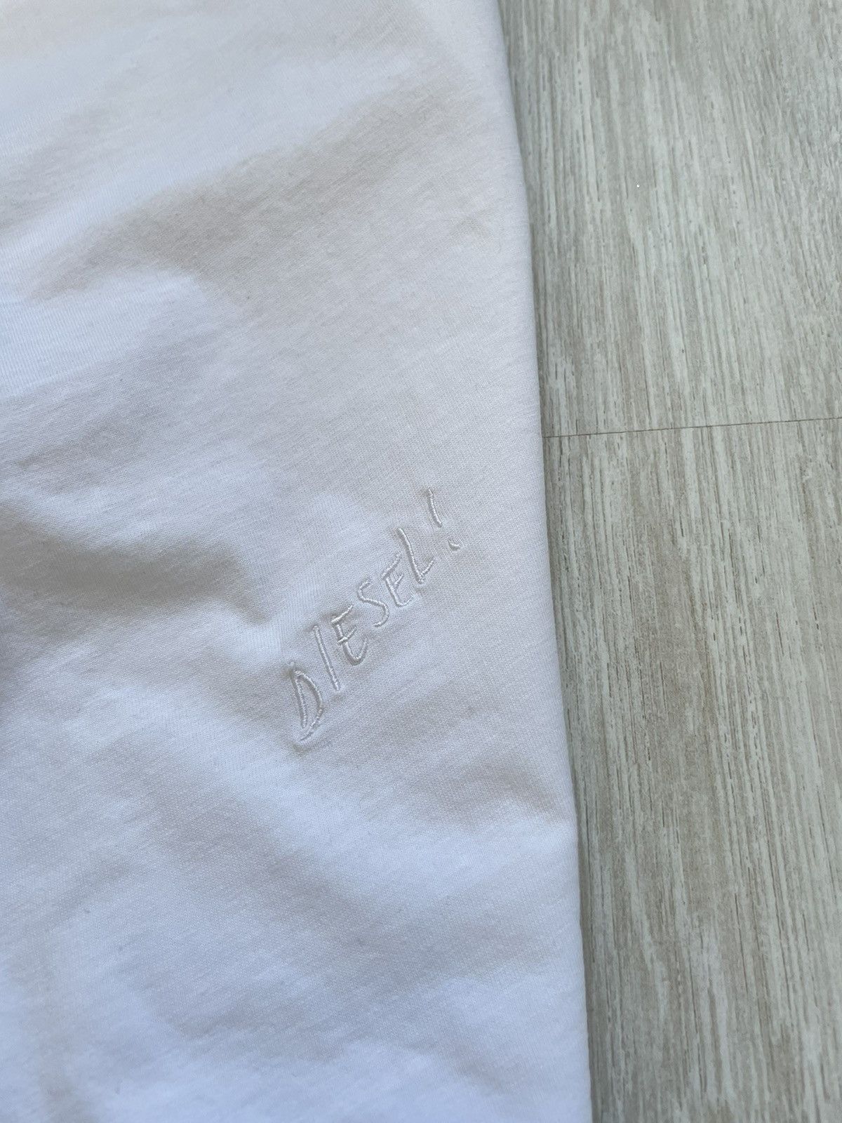 Diesel Diesel T Shirt Alien Center Printed Logo White T Diegos B81 Size US M / EU 48-50 / 2 - 8 Thumbnail