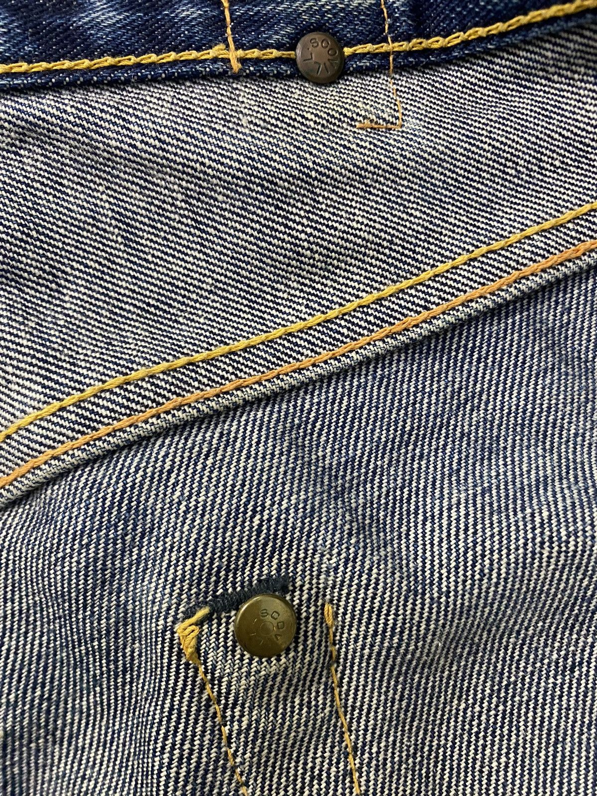 Evisu THRASHED CUSTOM VINTAGE EVISU SELVEDGE DENIM LOT 2504XX Size US 31 - 10 Thumbnail