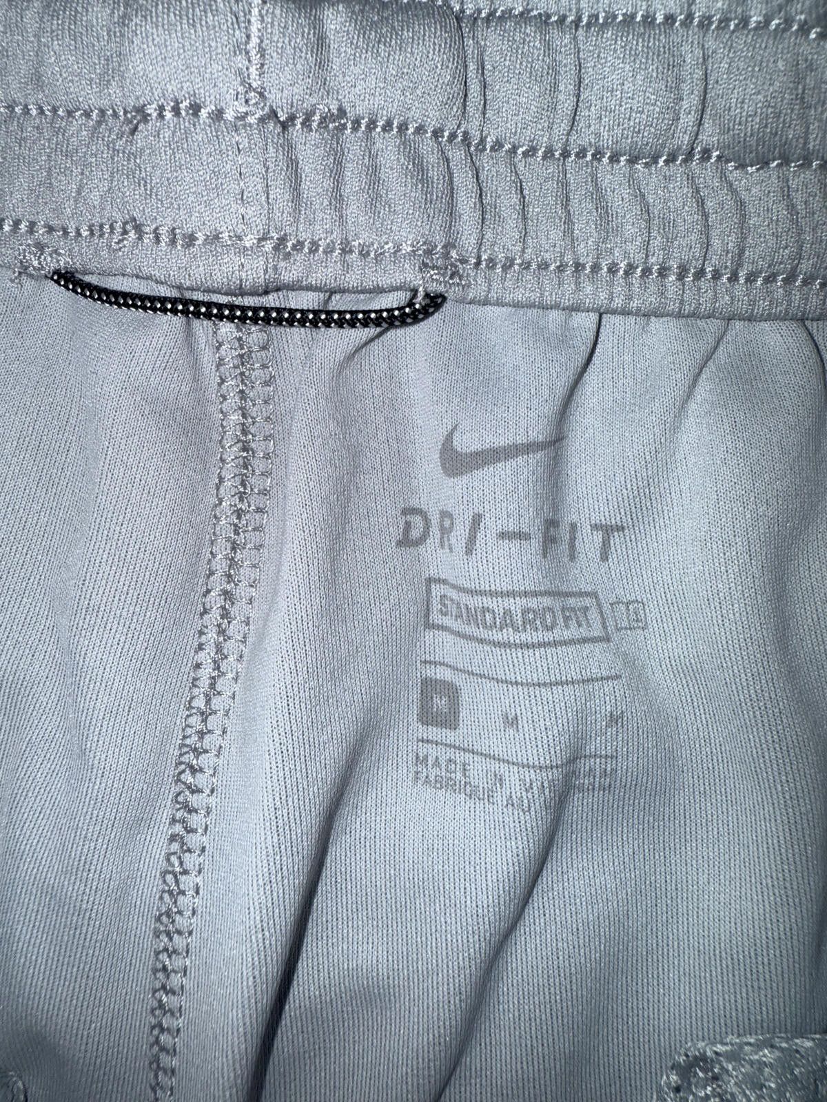 Nike Nike Big Kids (Boy’s) Amplified Logo Dri-Fit Training Shorts Size US 26 / EU 42 - 4 Thumbnail