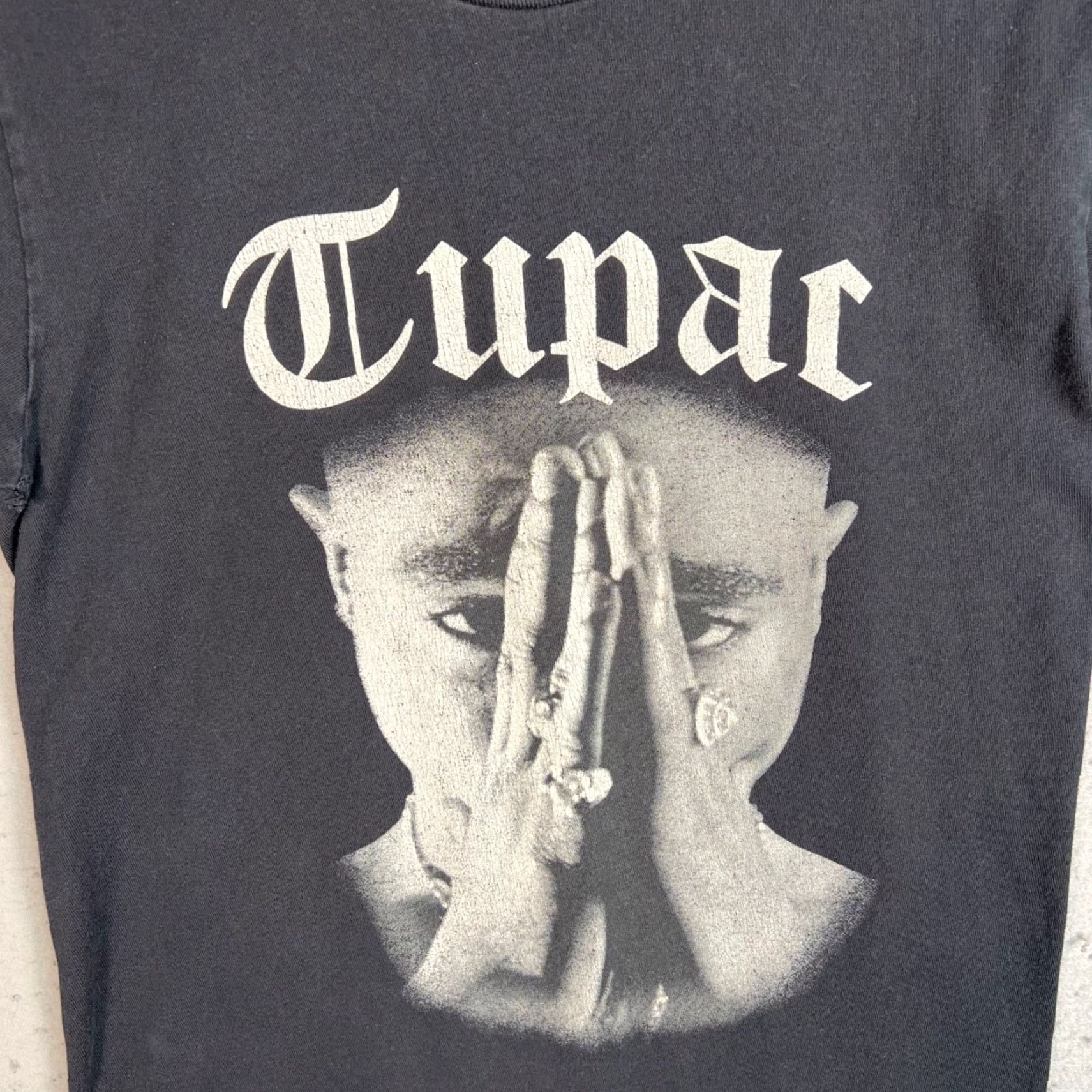 Vintage VINTAGE Tupac Shakur Cross Colours Graphic Tee M Black 100% Cotton Short Sleeve Crew Nec Mens Shirt Size US 31 - 5 Thumbnail