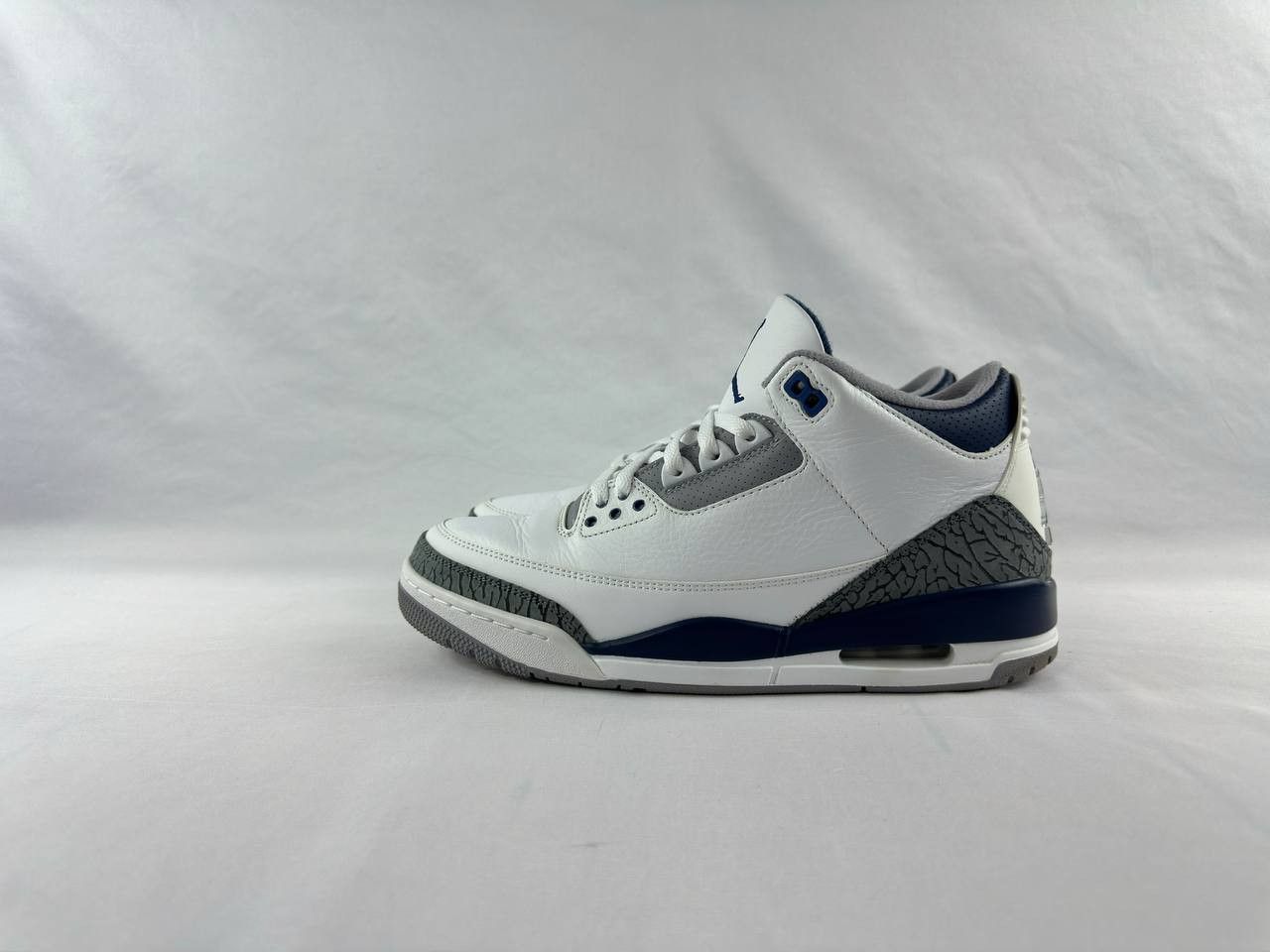 Nike Nike Air Jordan 3 Retro 'Midnight Navy' CT8532-140 Size US 10 / EU 43 - 6 Thumbnail
