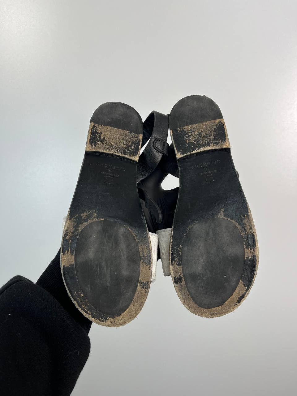 Givenchy Givenchy Leather Logo Strap Sandals Black Women’s Size 35 Size US 5 / IT 35 - 3 Thumbnail