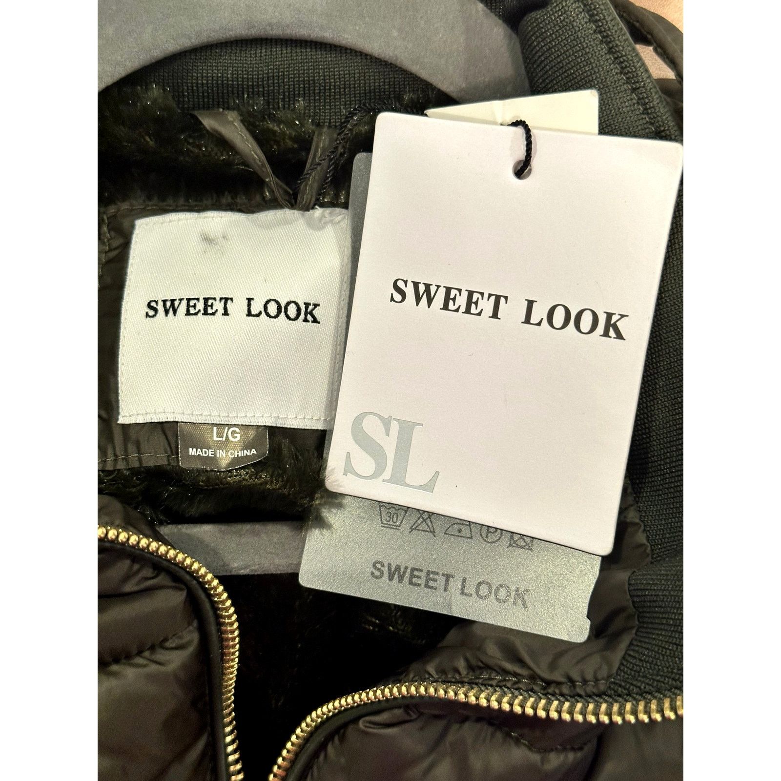 Other Sweet Look Womens Puffer Jacket Forest Green size L Size L / US 10 / IT 46 - 18 Thumbnail