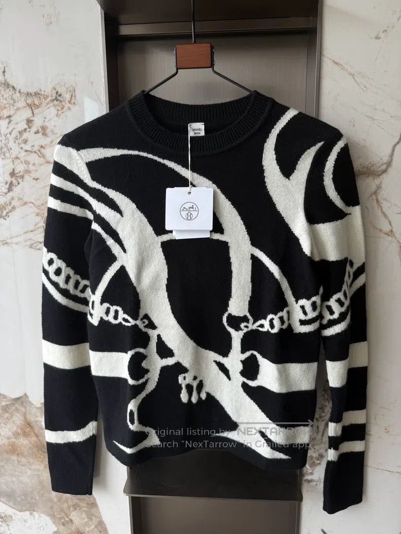 Hermes Hermes Black and White Chain Knitted Pullover Sweater, 100 Size XS / US 0-2 / IT 36-38 - 1 Thumbnail
