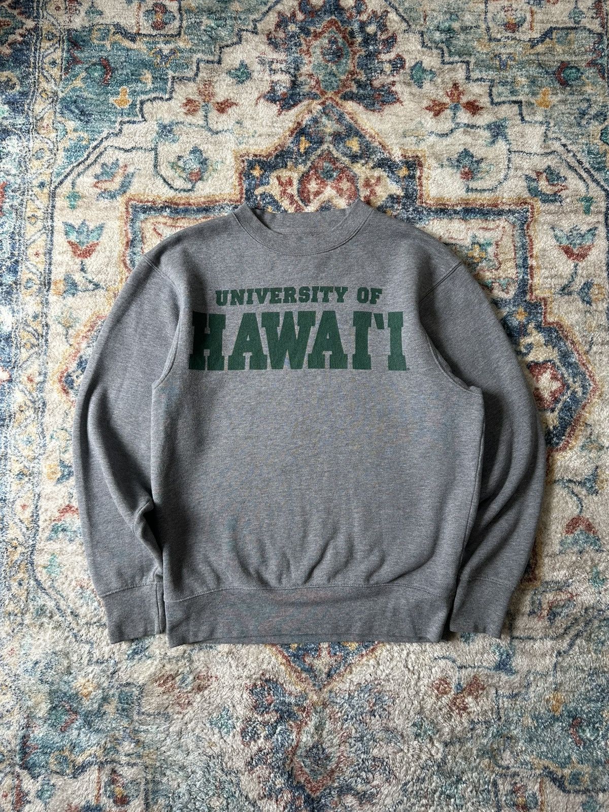 Vintage Vintage NCAA University Of Hawaii Spellout Crewneck Small Size US S / EU 44-46 / 1 - 1 Thumbnail