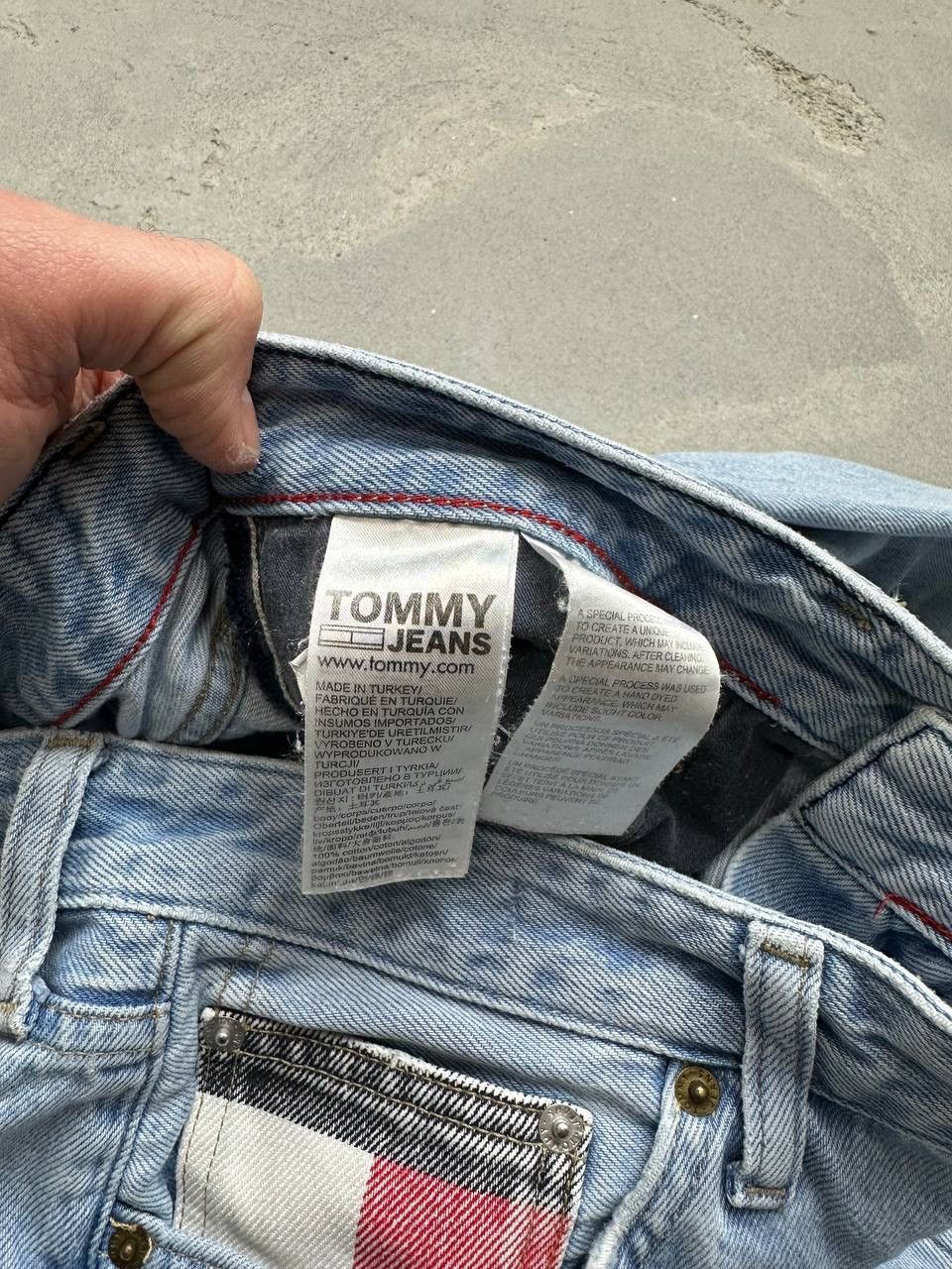 Tommy Hilfiger Tommy Hilfiger Relaxed Baggy Fit Denim Jeans Size 32/32 Size US 32 / EU 48 - 4 Thumbnail