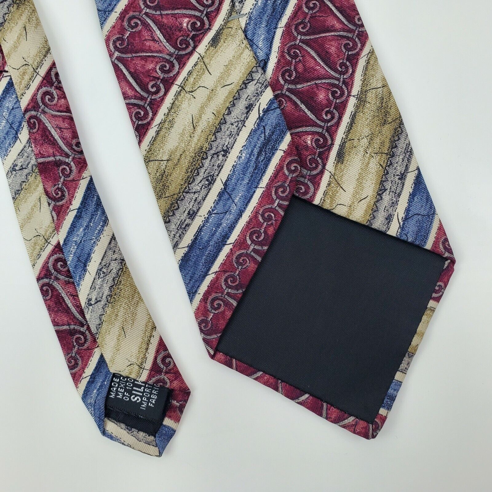 Bill Blass Bill Blass Striped Red Tan Silk Tie Classic Size ONE SIZE - 5 Thumbnail
