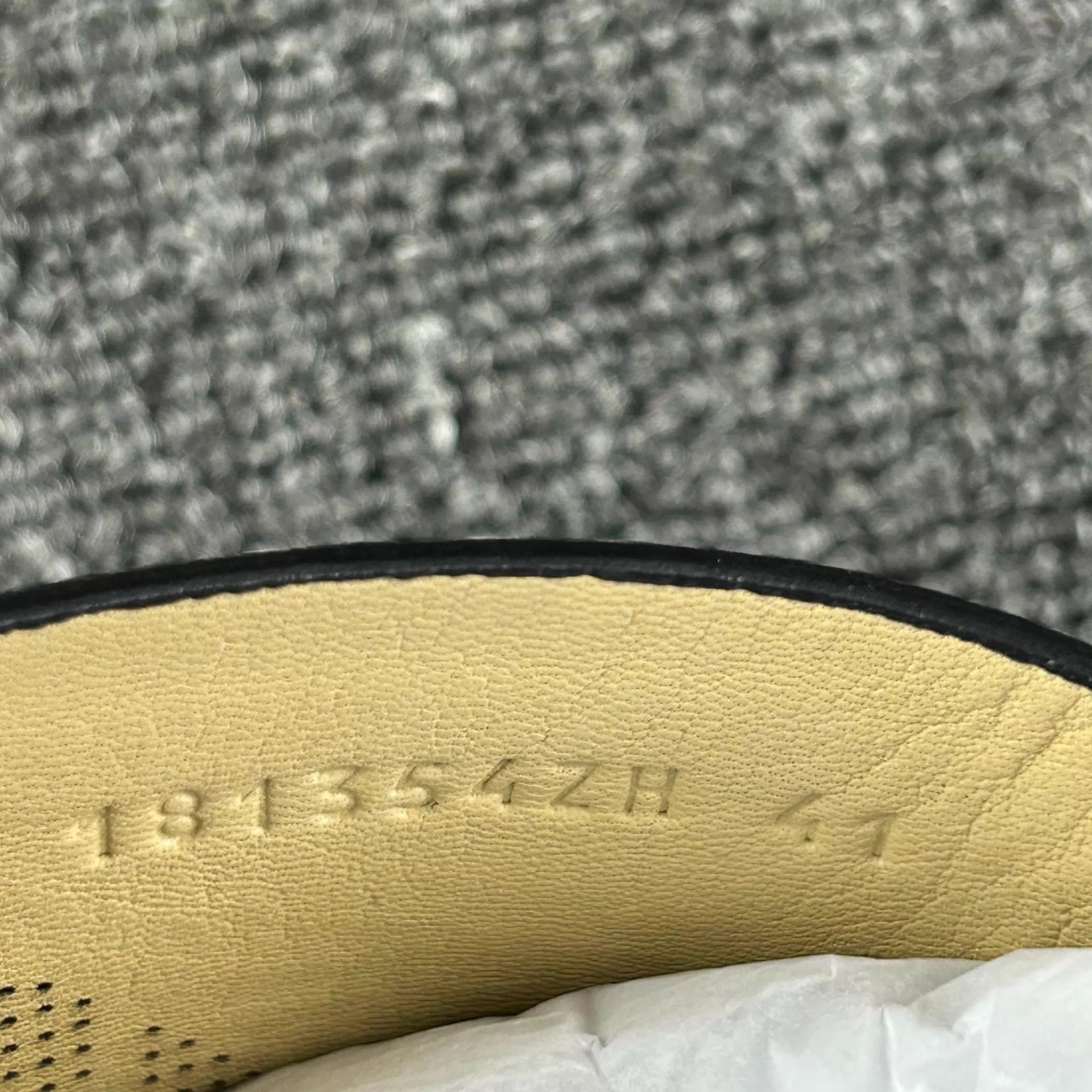 Hermes Hermes Black Logo Men's Slide 41 Size US 8 / EU 41 - 7 Thumbnail