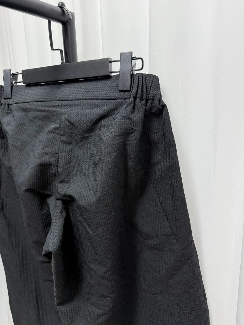 Issey Miyake Issey Miyake Black pleated three-dimensional structure cap Size 31" - 5 Thumbnail