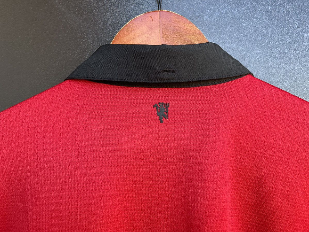 Nike 2013-14 Manchester United Nike Football shirt Home Shirt L Size US XL / EU 56 / 4 - 12 Thumbnail