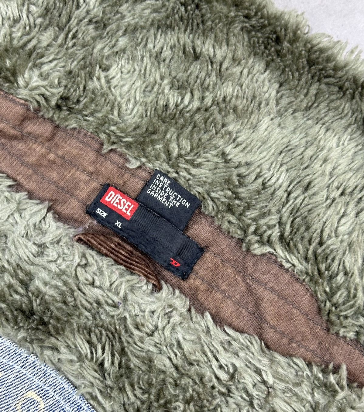 Diesel Vintage DIESEL Corduroy Sherpa Trucker Jacket XL Y2K Size US XL / EU 56 / 4 - 15 Thumbnail
