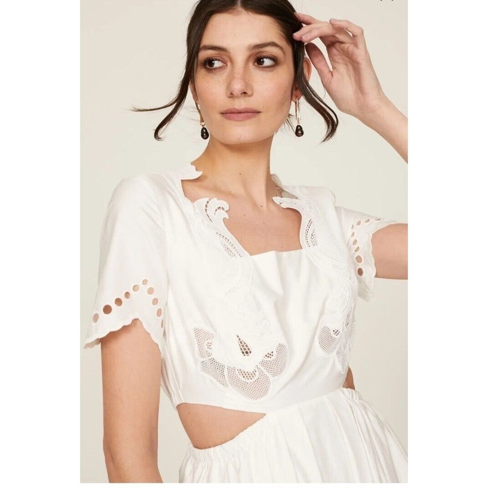 Self-Portrait RTR sz 8 white self portrait broderie scallop cut out dress Size M / US 6-8 / IT 42-44 - 3 Thumbnail