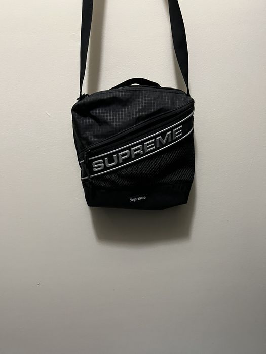 Grailed supreme shoulder bag deals