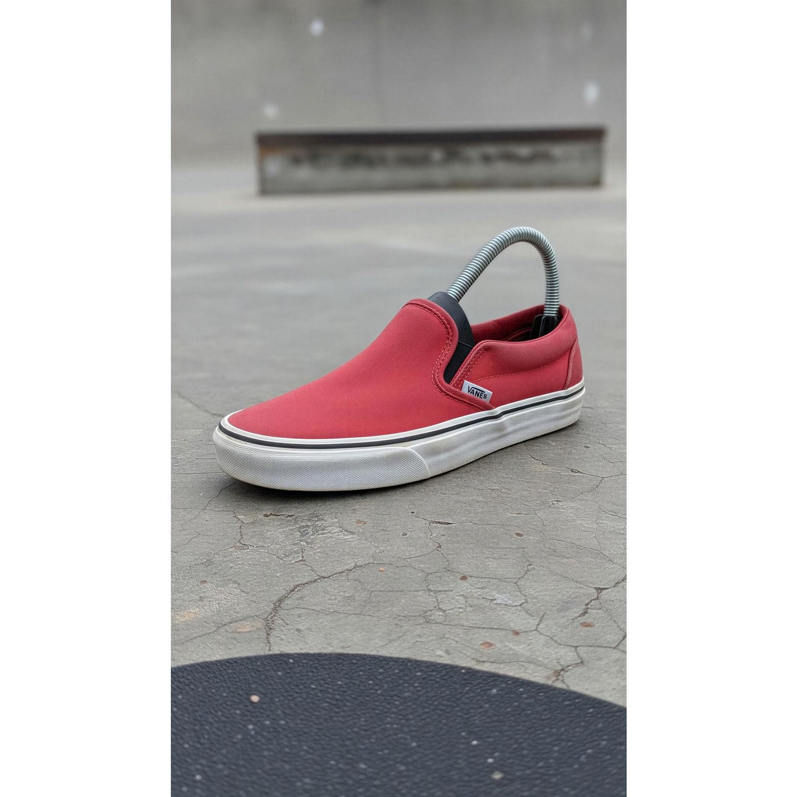 Vans Vans Classic Slip-On Skate Shoes Red Unisex Size US 7 / IT 37 - 1 Thumbnail