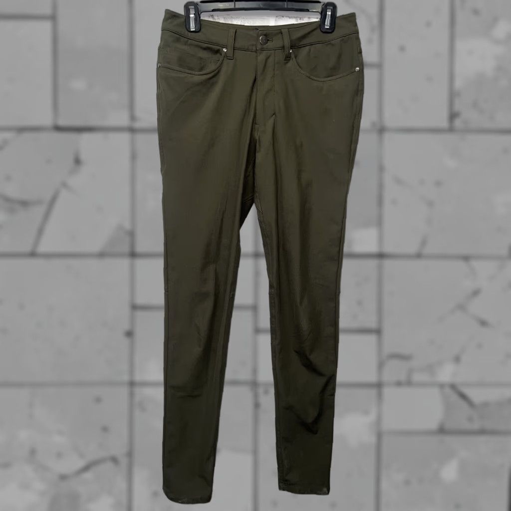 Lululemon Lululemon Athletica Pants Womens 28 33" Inseam Green Activewear Compression Size 28" / US 6 / IT 42 - 1 Thumbnail