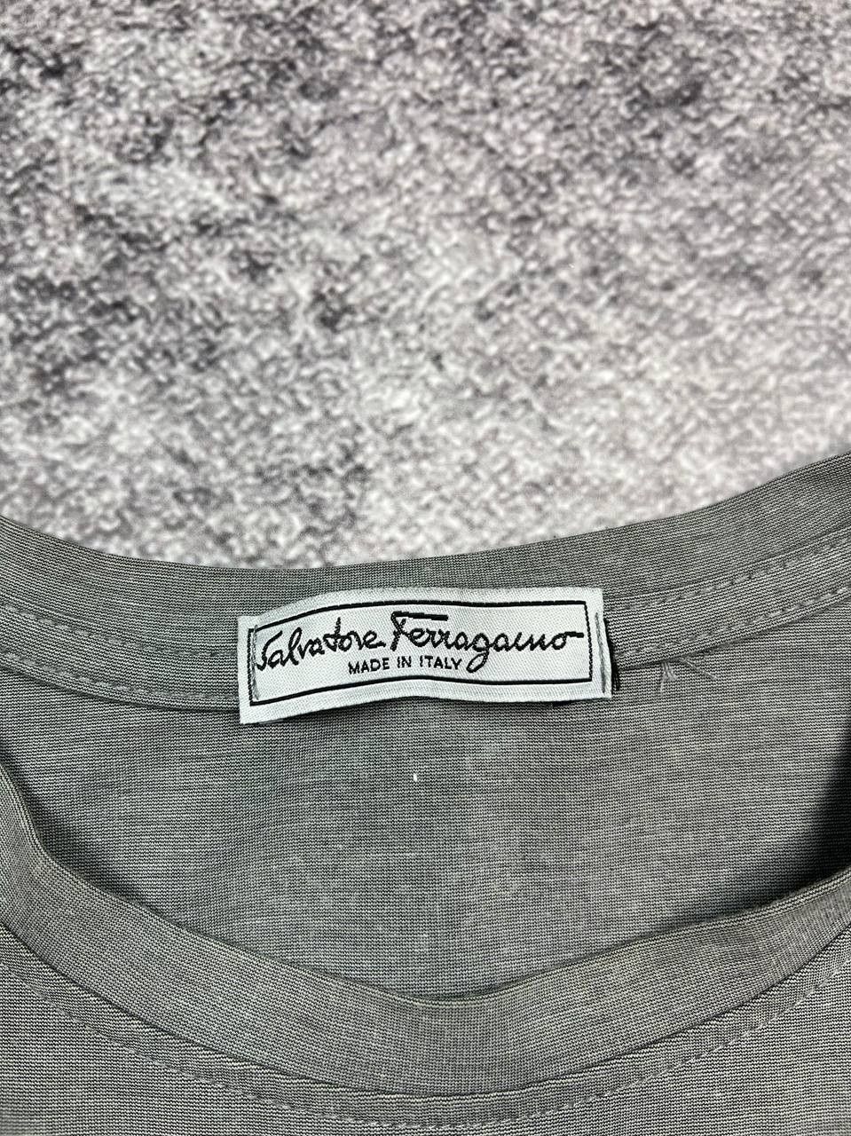 Salvatore Ferragamo Salvatore Ferragamo T-Shirt Vintage Y2K Size US M / EU 48-50 / 2 - 10 Thumbnail