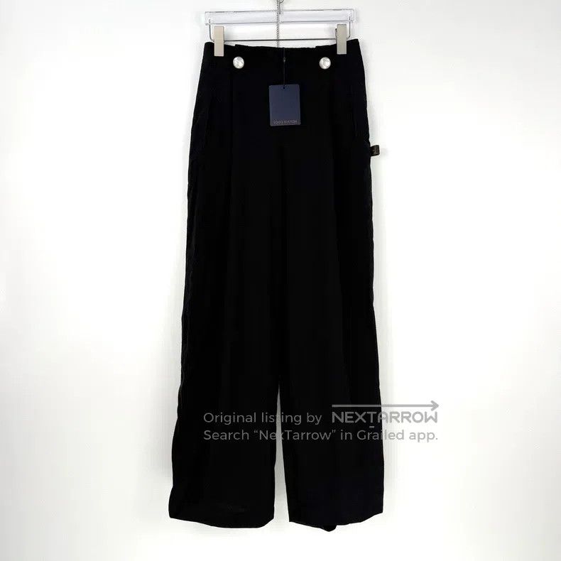 Louis Vuitton Louis Vuitton Black presbyopic leather-label sheep's wool Size US 36 / EU 52 - 3 Thumbnail