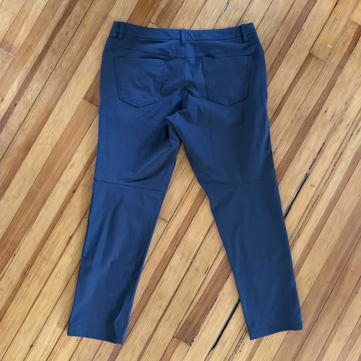 Lululemon Lululemon ABC Classic-Fit 5 Pocket Pant Size US 36 / EU 52 - 3 Thumbnail
