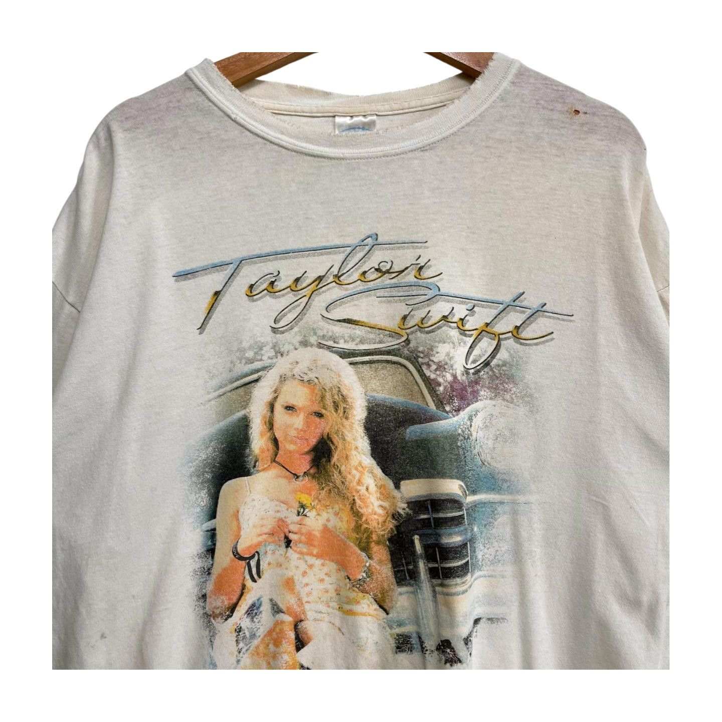 Hanes × Vintage Vintage 2007 Taylor Swift Debut Album T-Shirt