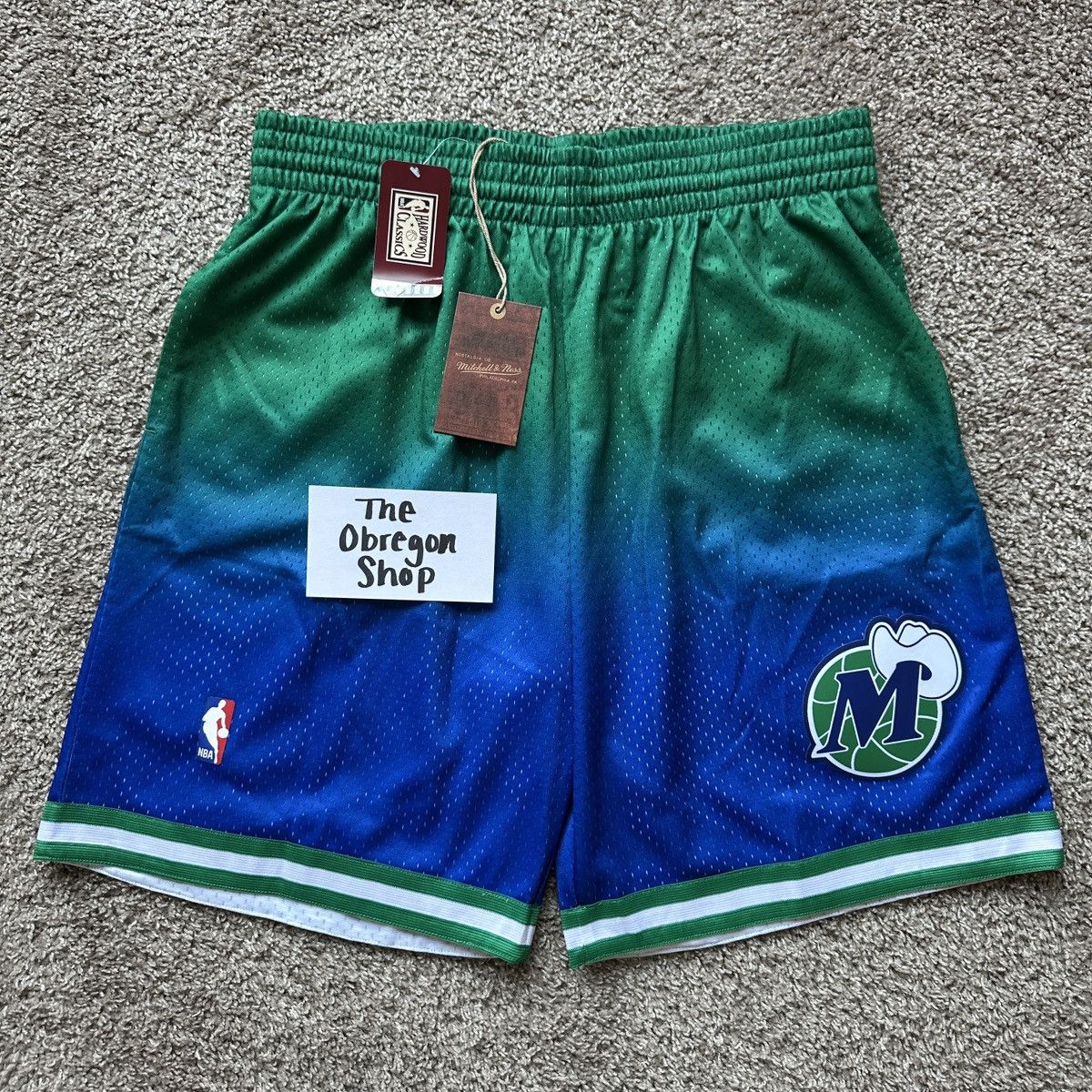 Mitchell & Ness NBA FADEAWAY SWINGMAN BASKETBALL SHORTS DALLAS MAVERICKS NEW Size US XL / EU 56 / 4 - 1 Thumbnail
