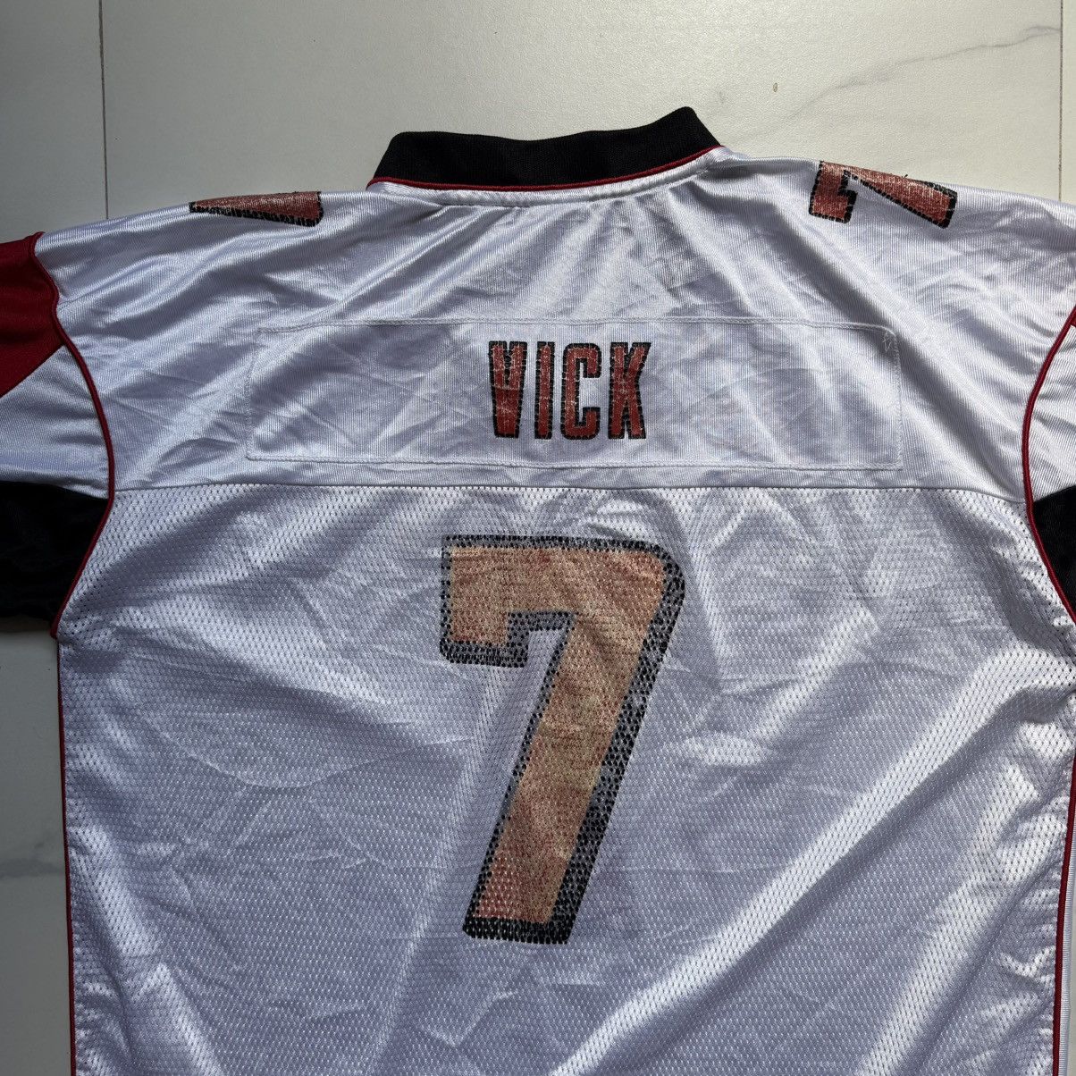 Reebok Vintage Y2K Michael Vick Falcons Jersey Size US XL / EU 56 / 4 - 6 Thumbnail