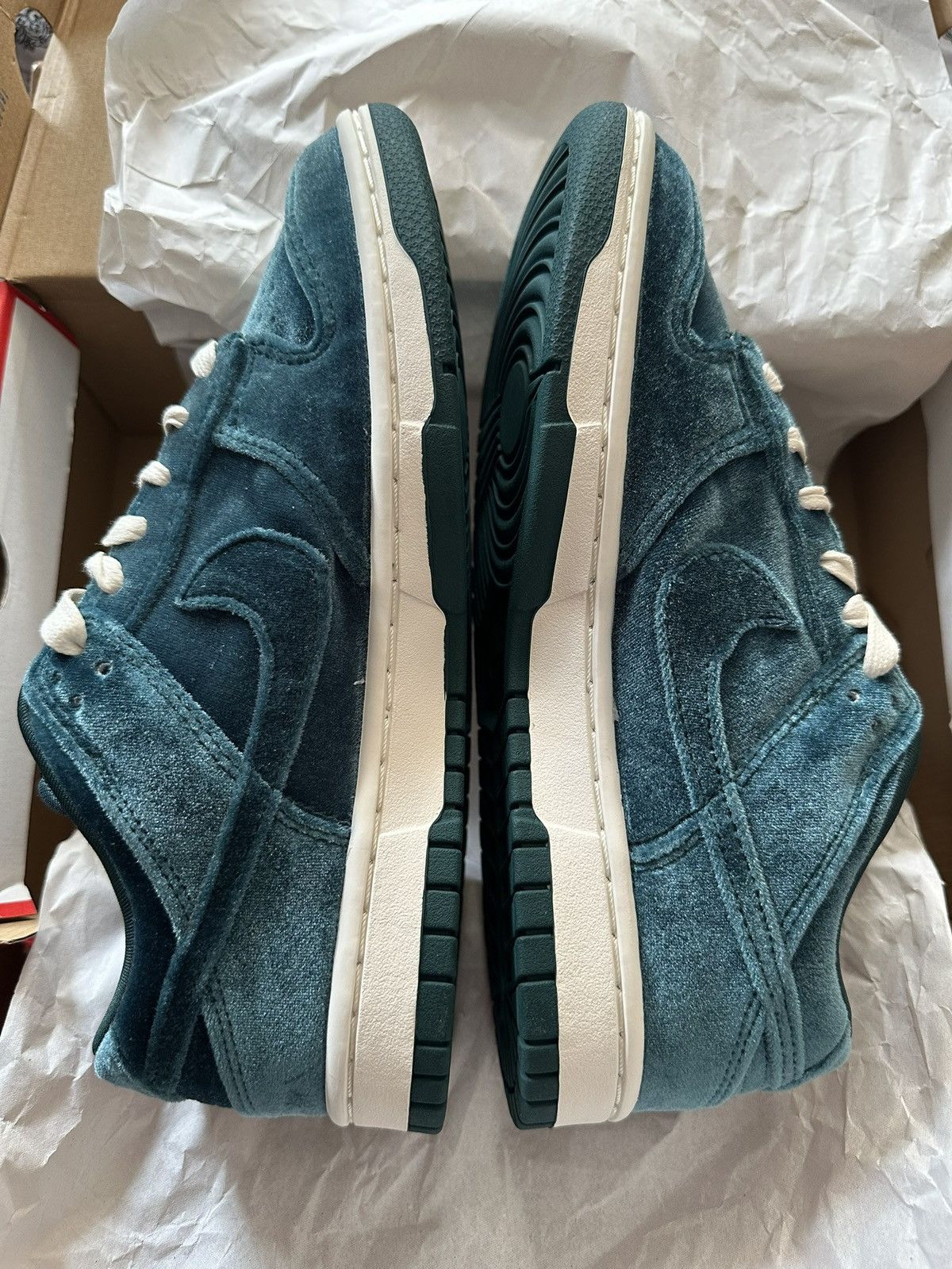 Nike Nike Dunk Low Velvet Teal Size US 7 / EU 40 - 3 Thumbnail