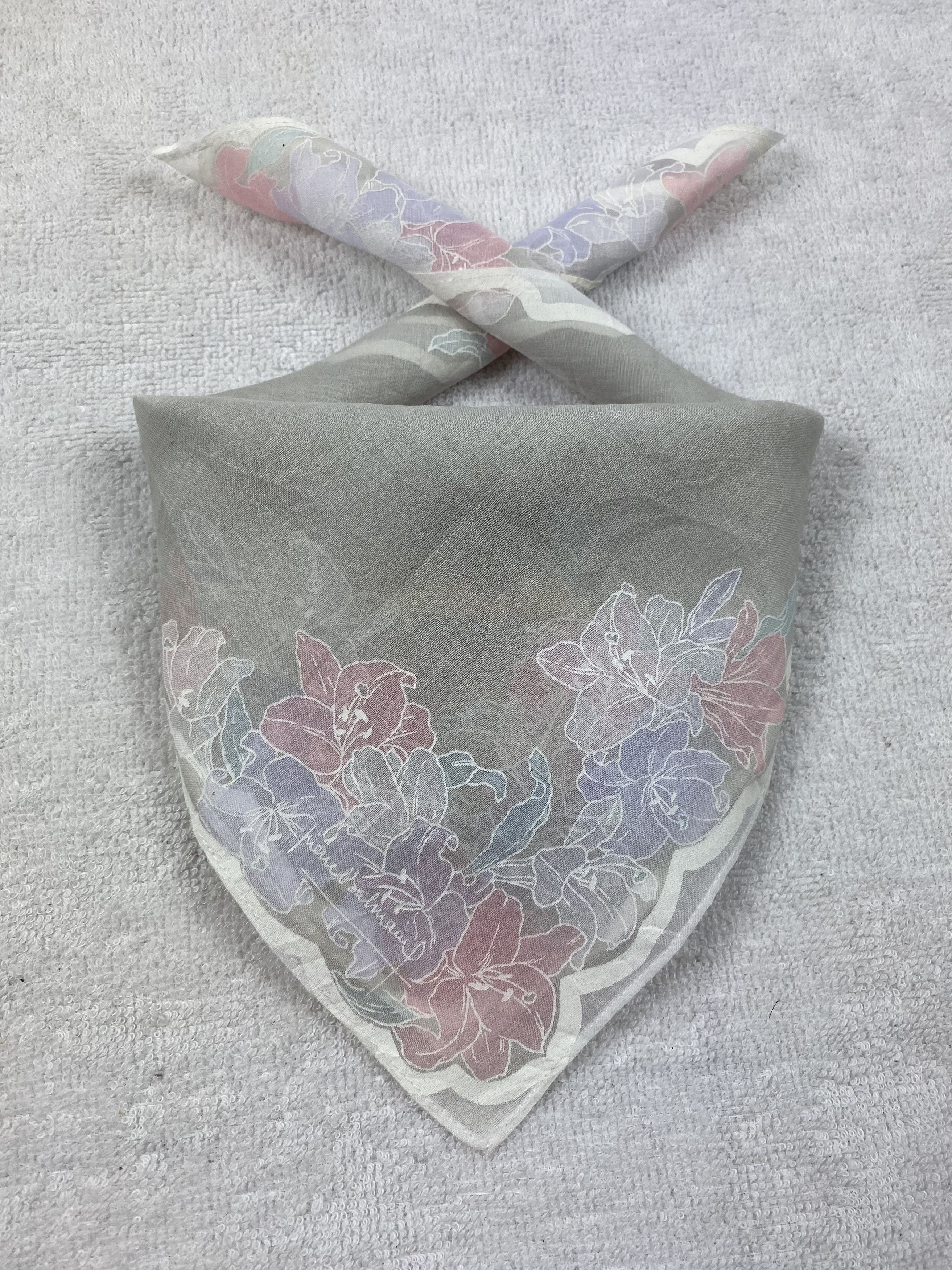 Pierre Balmain × Vintage Pierre Balmain Handkerchief / Bandana / Neckerchief Size ONE SIZE - 1 Thumbnail