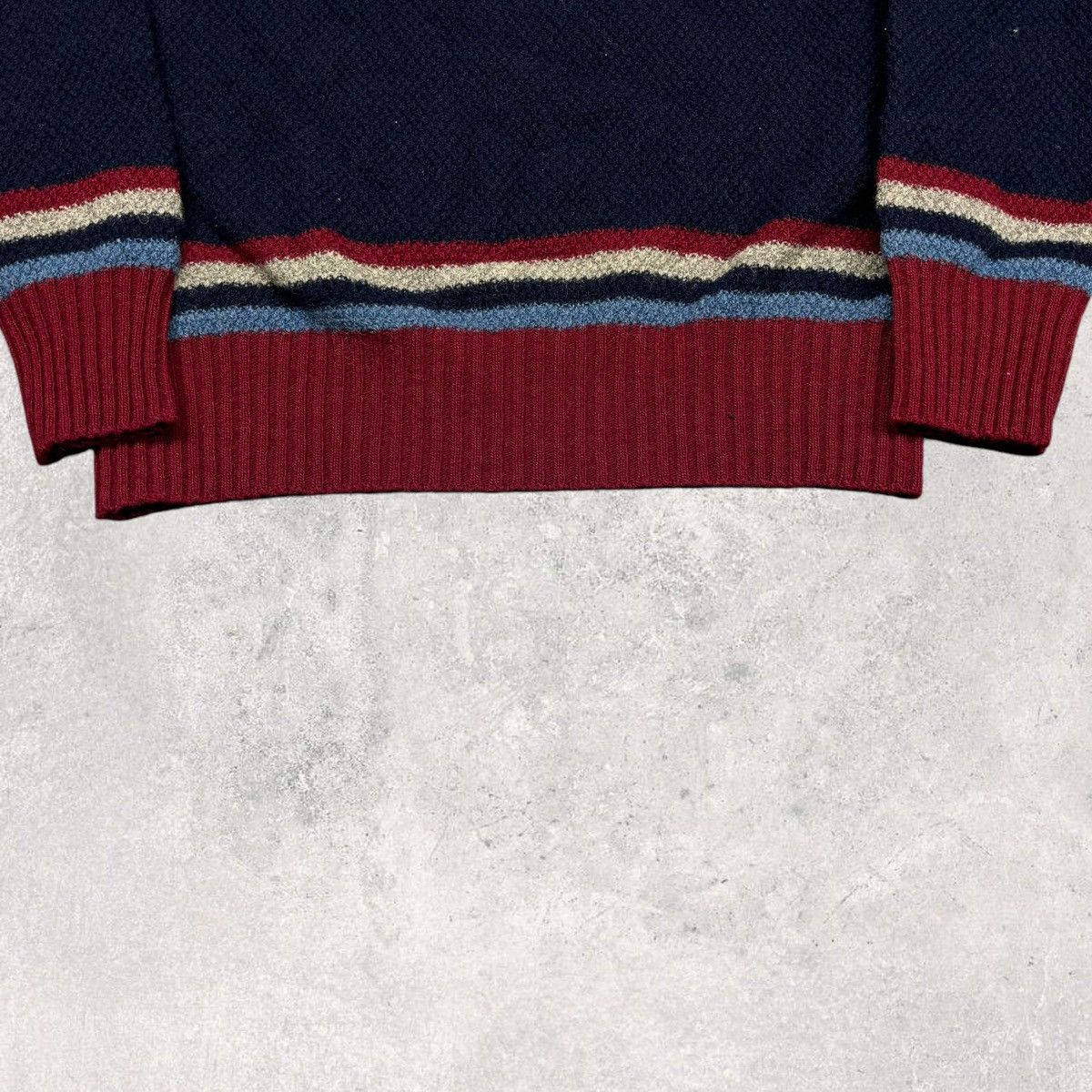 Daniel Hechter × Vintage 1980s Vintage V Neck Sweater Size S / US 4 / IT 40 - 4 Thumbnail