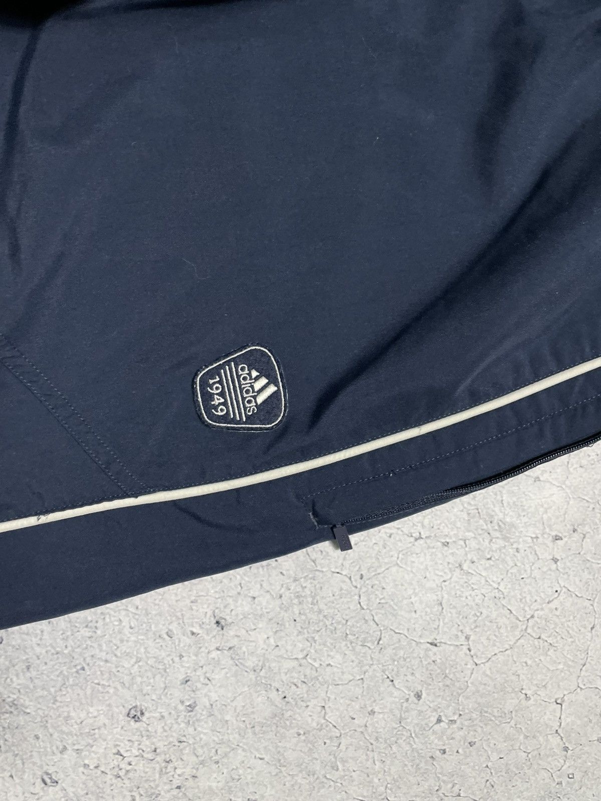 Adidas Vintage Nylon Adidas Big Logo Baggy Pants Y2K Size US 34 / EU 50 - 5 Thumbnail