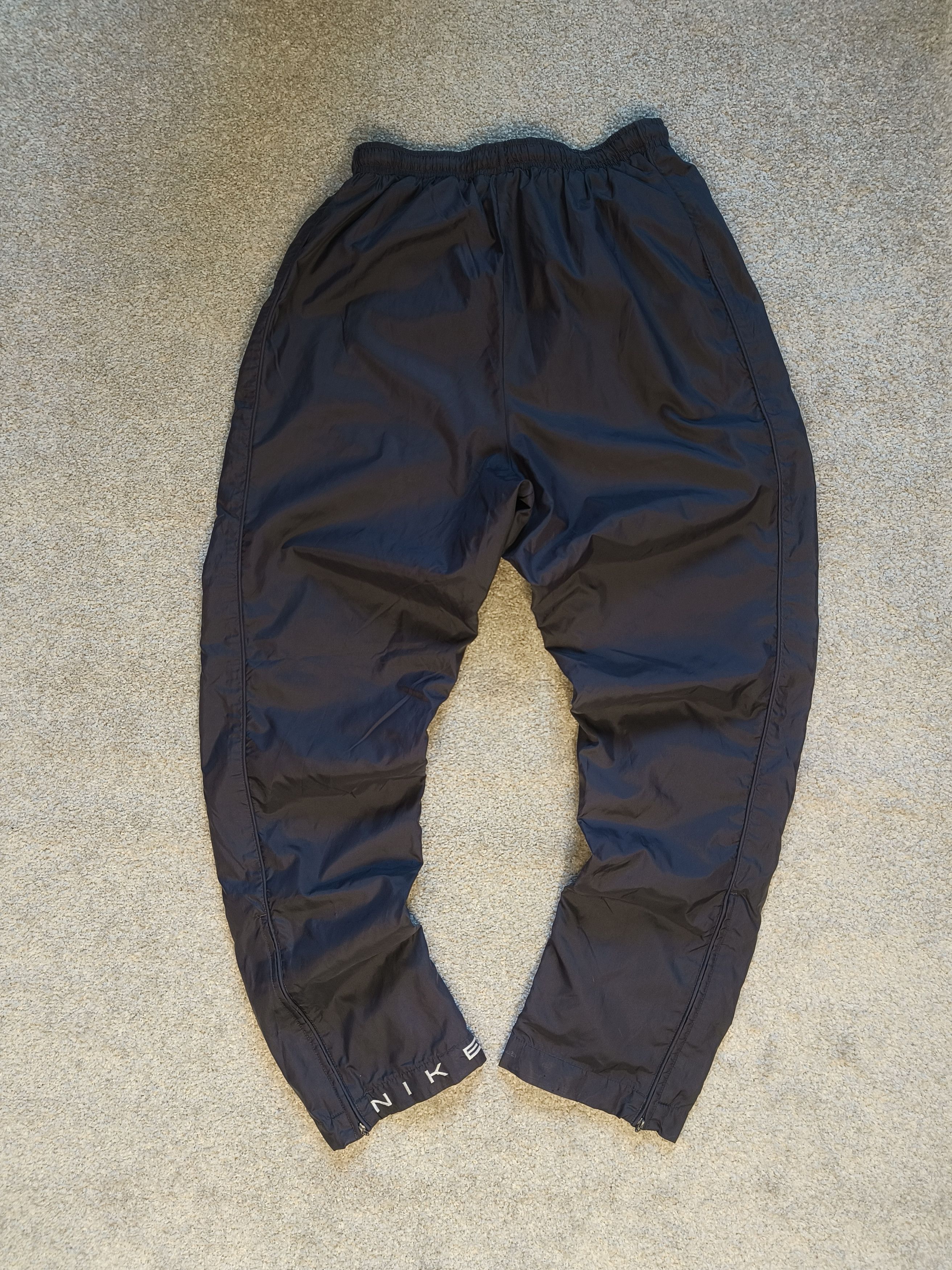 Nike × Vintage Vintage Nike Windbreaker Track Pants Dark Navy Size US 32 / EU 48 - 1 Thumbnail