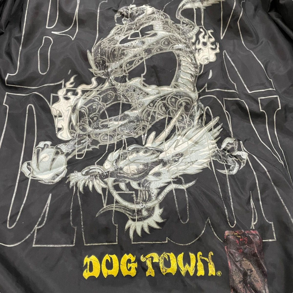 Dogtown × Japanese Brand 🔥Rare🔥 Dogtown Black Dragon Puffer Jacket Size US XL / EU 56 / 4 - 11 Thumbnail