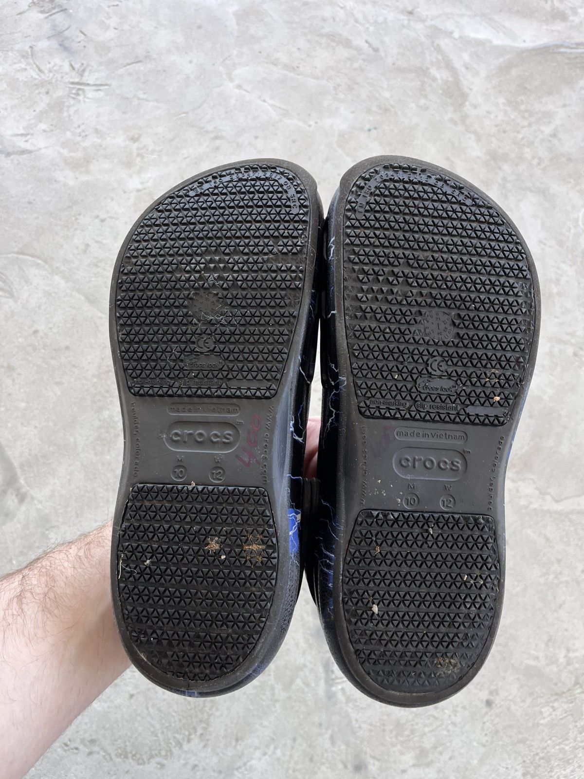 Crocs Vintage Crocs Bistro Clog Black Lightning Bolts Y2K Size US 10 / EU 43 - 16 Thumbnail