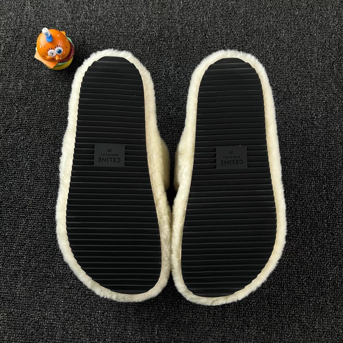 Celine Celine Triomphe Faux Fur Slipper EUR39 Cozy Size US 8 / IT 38 - 6 Thumbnail