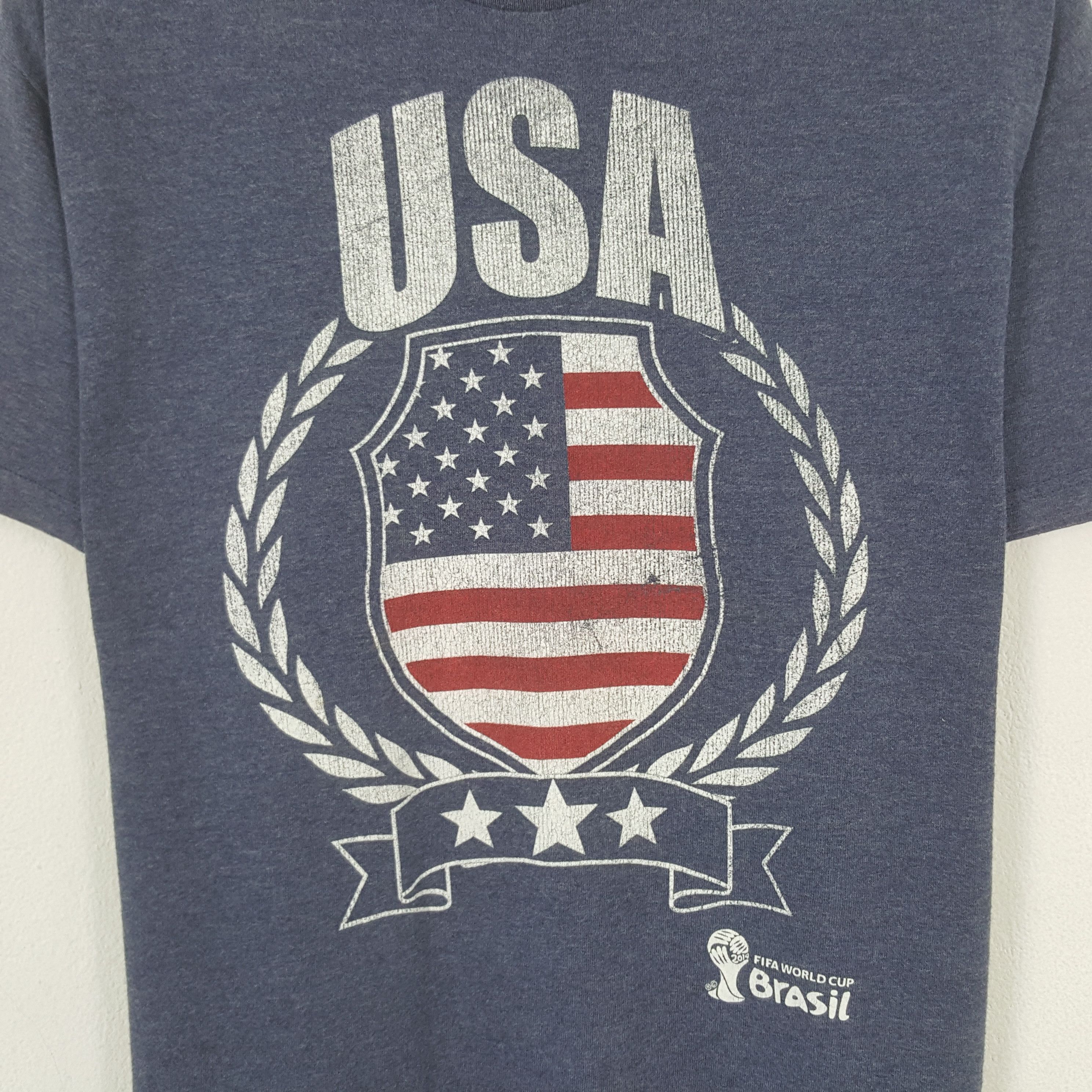 Vintage Vintage FIFA WORLD CUP BRAZIL Tshirt C285N34 Size US L / EU 52-54 / 3 - 2 Thumbnail