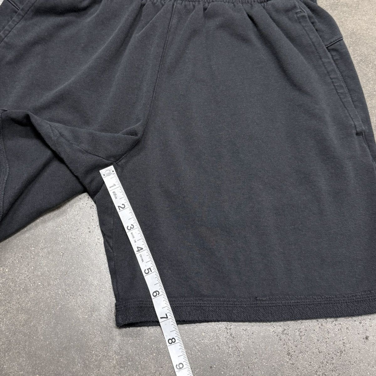 Nike Nike Yoga Therma-FIT Core Shorts Athletic Street Essential Size US 30 / EU 46 - 7 Thumbnail