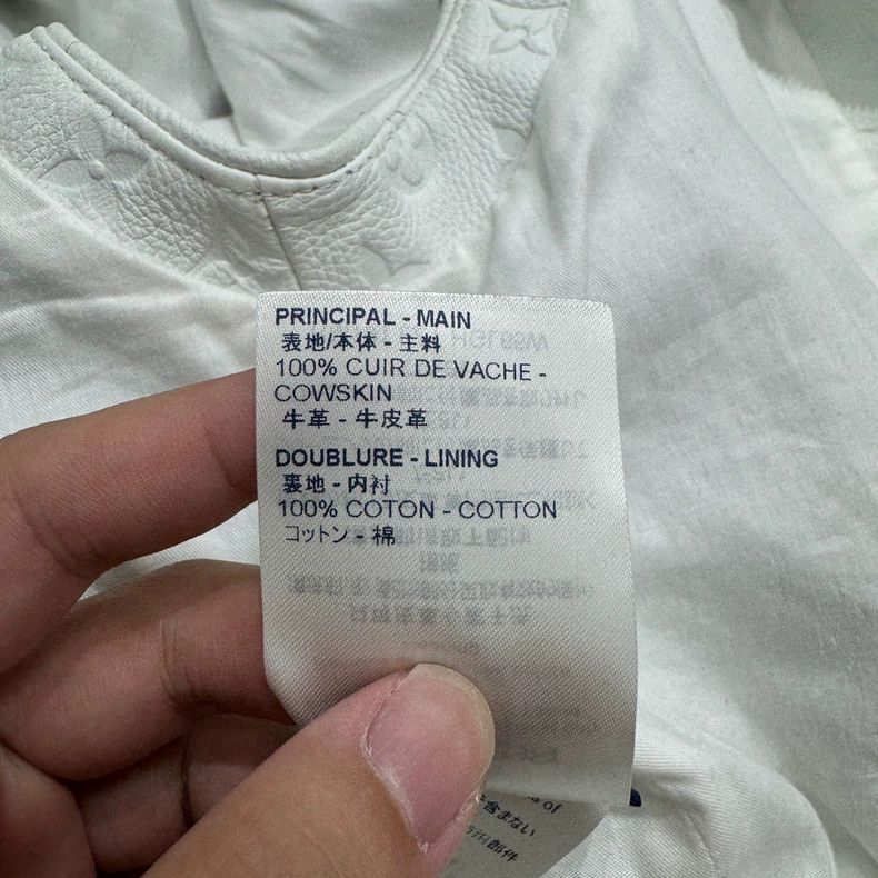 Louis Vuitton Louis Vuitton White old flower full print logo vest Size US M / EU 48-50 / 2 - 6 Thumbnail