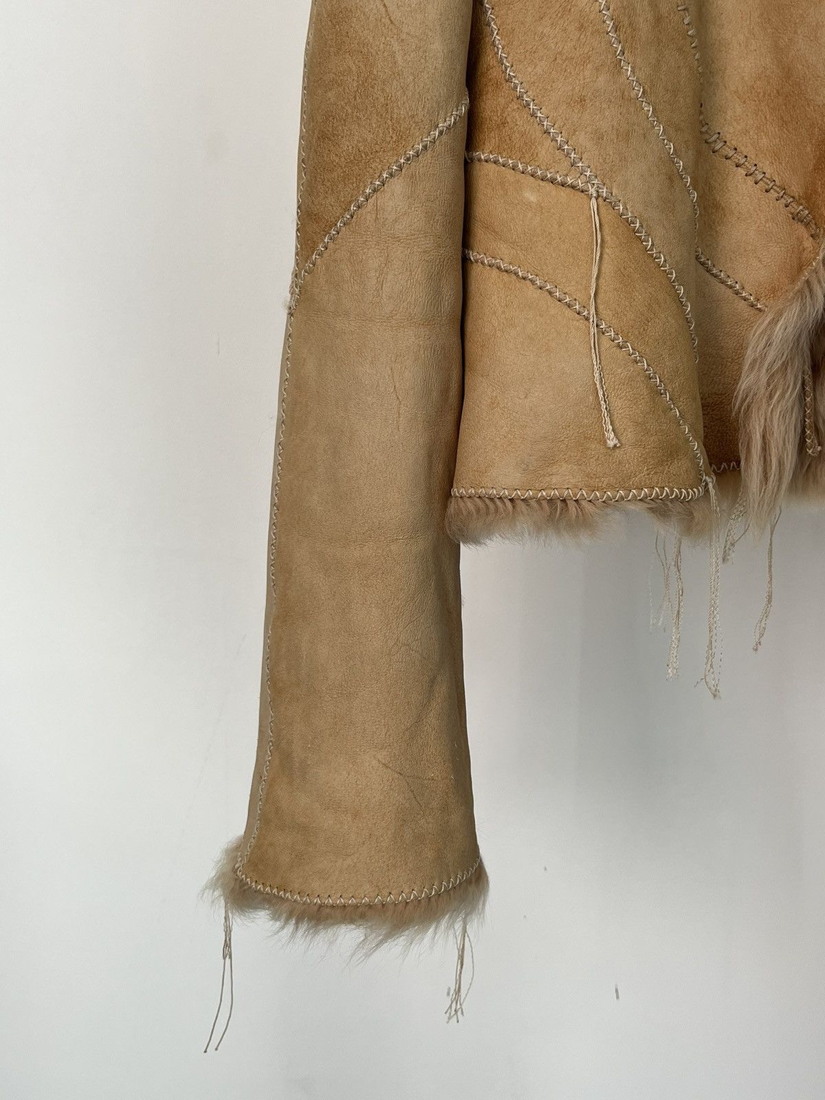 Roberto Cavalli Roberto Cavalli F/W2003 Beige Heart Leather Fur Lace Jacket Size US S / EU 44-46 / 1 - 5 Thumbnail