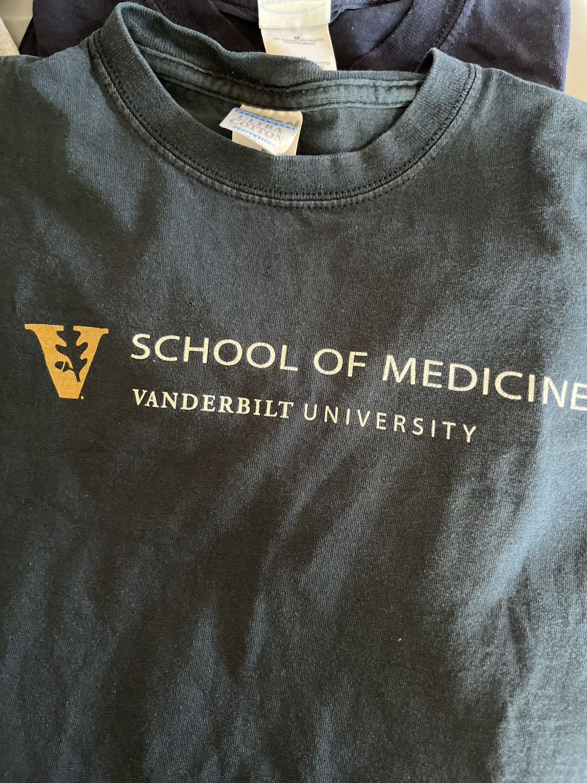 Gildan 3 vintage 90s college shirt bundle vanderbilt sacred heart Size US M / EU 48-50 / 2 - 3 Thumbnail