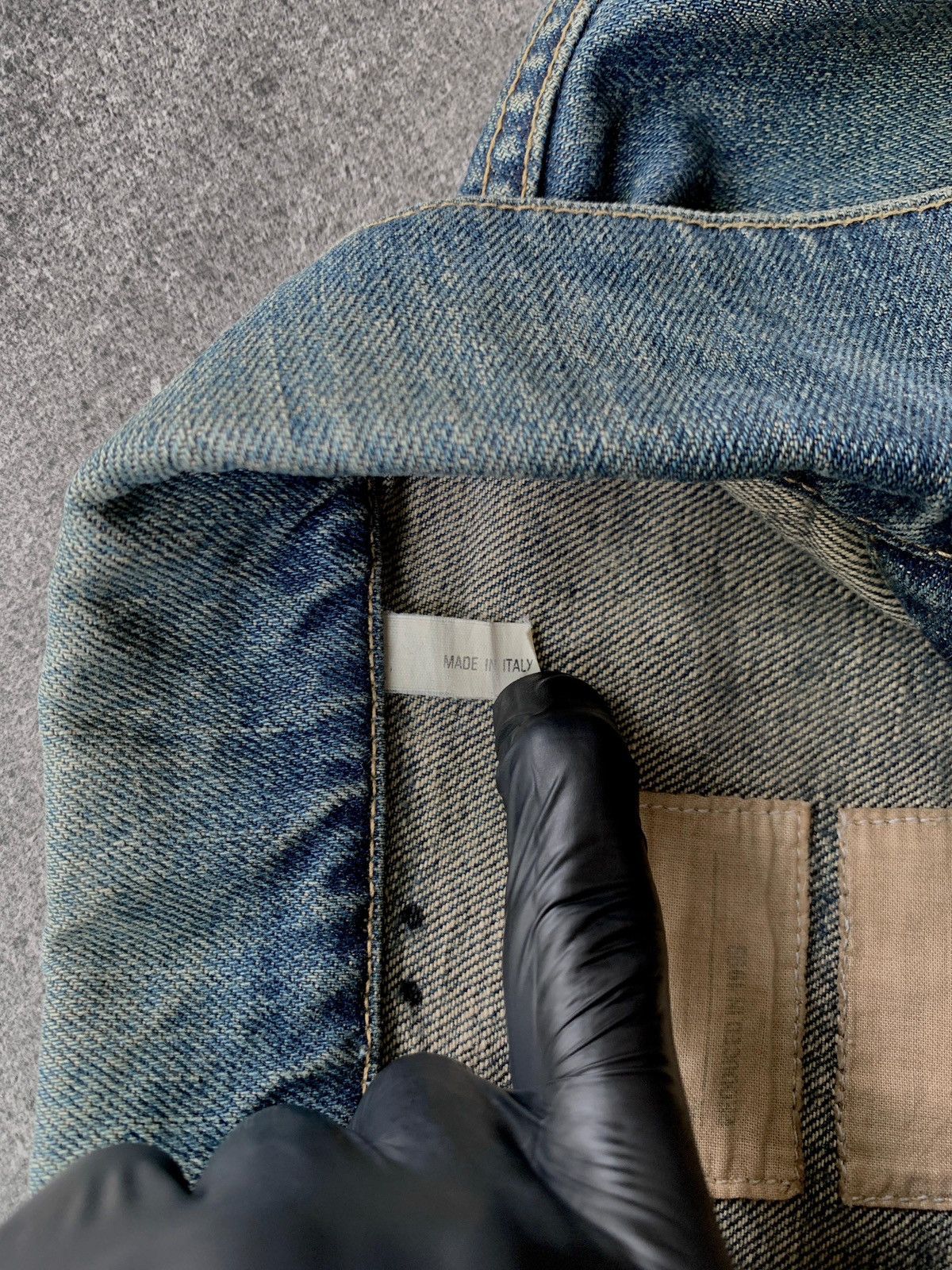 Helmut Lang FREE TAX! Stained Wash Denim Jacket Size US XS / EU 42 / 0 - 16 Thumbnail